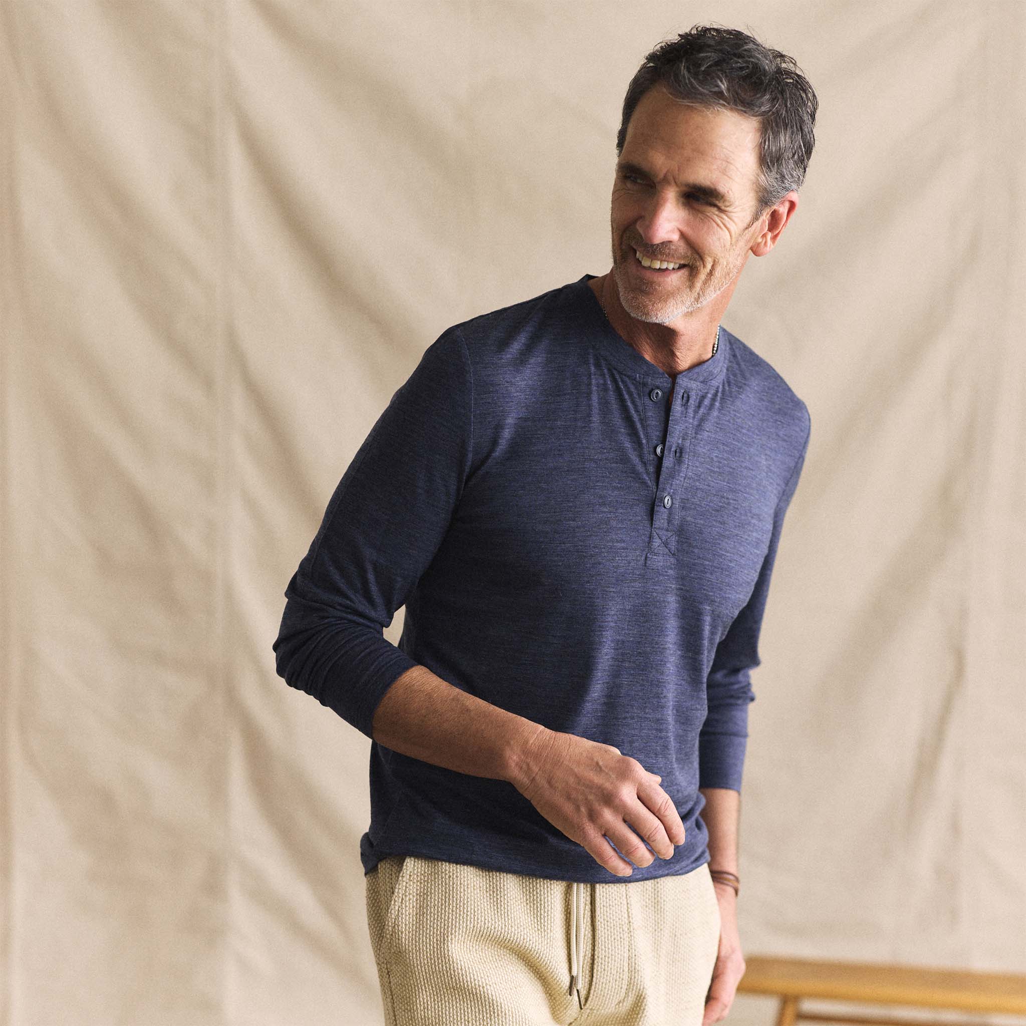 The Merino Henley in Heather Navy - Image 2