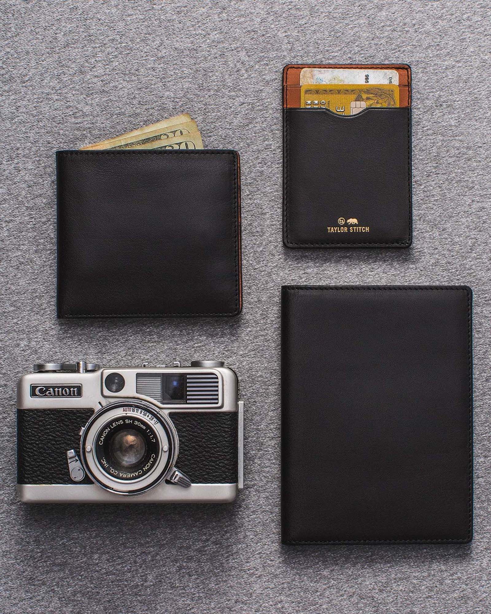 The Minimalist Billfold Wallet in Black - Image 3