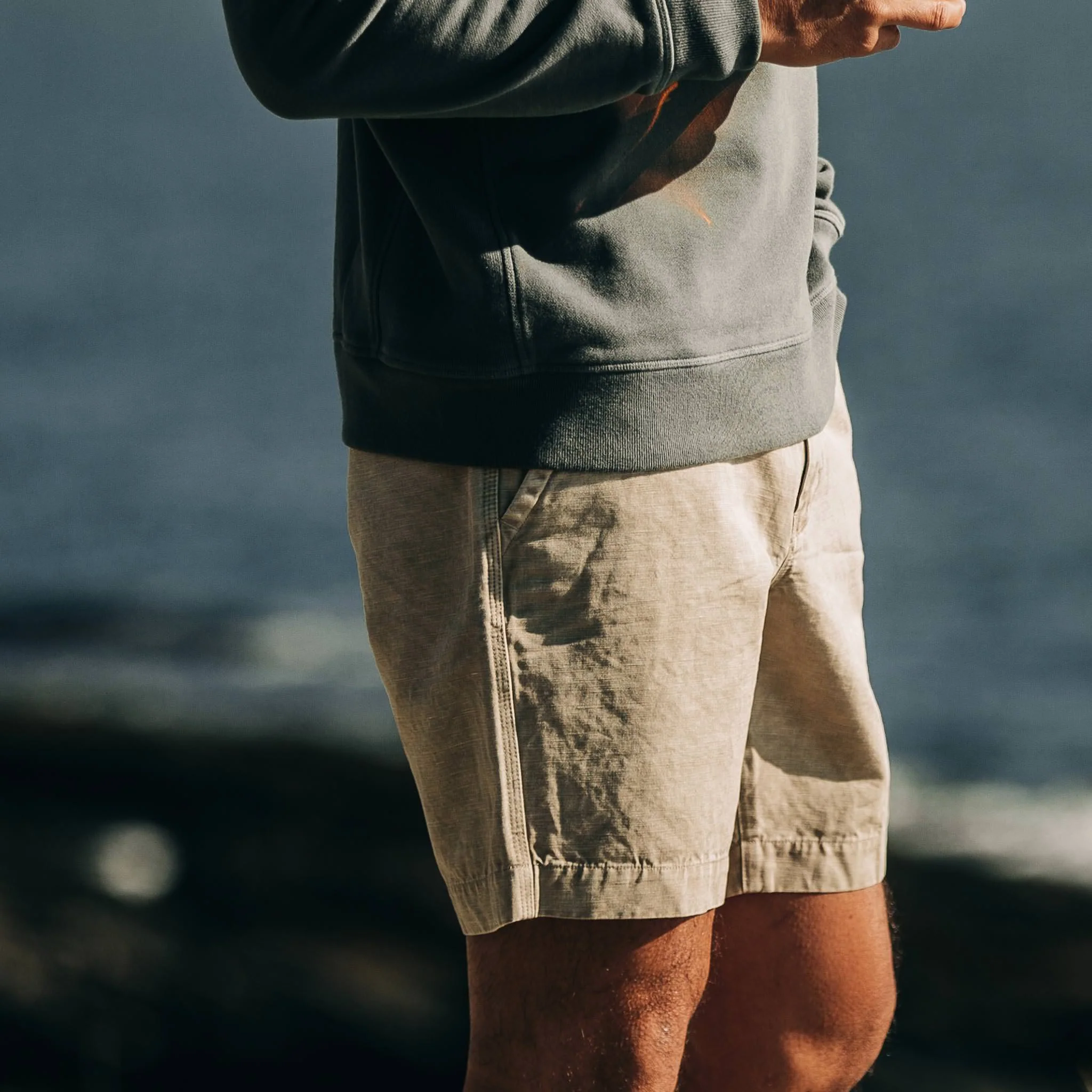 The Morse Short in Aluminum Slub Linen - Image 3