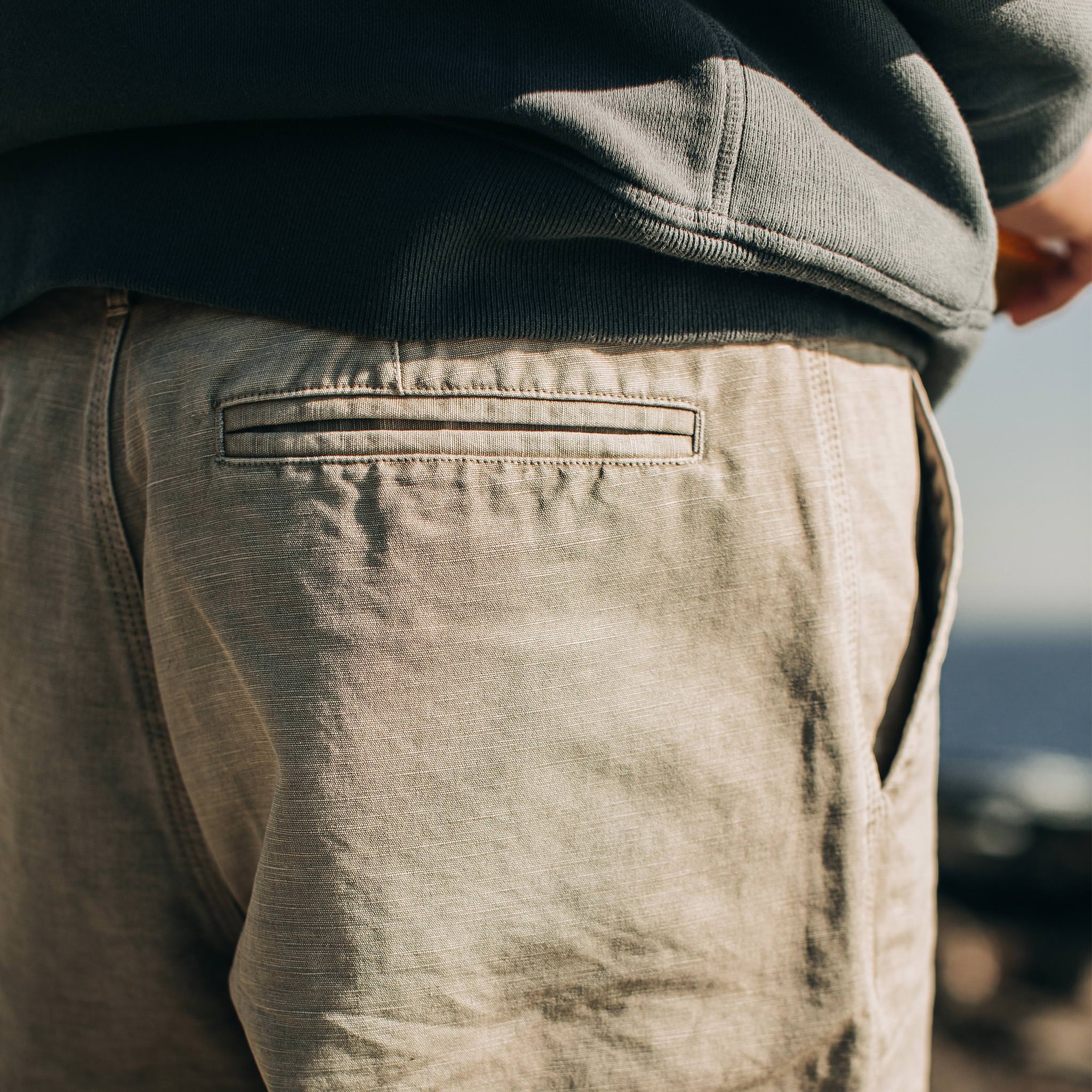 The Morse Short in Aluminum Slub Linen - Image 4