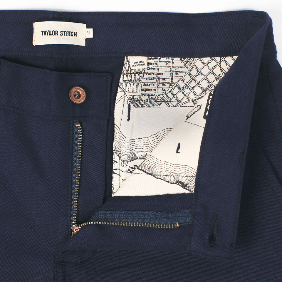 The Slim Chino in Navy - Image 6