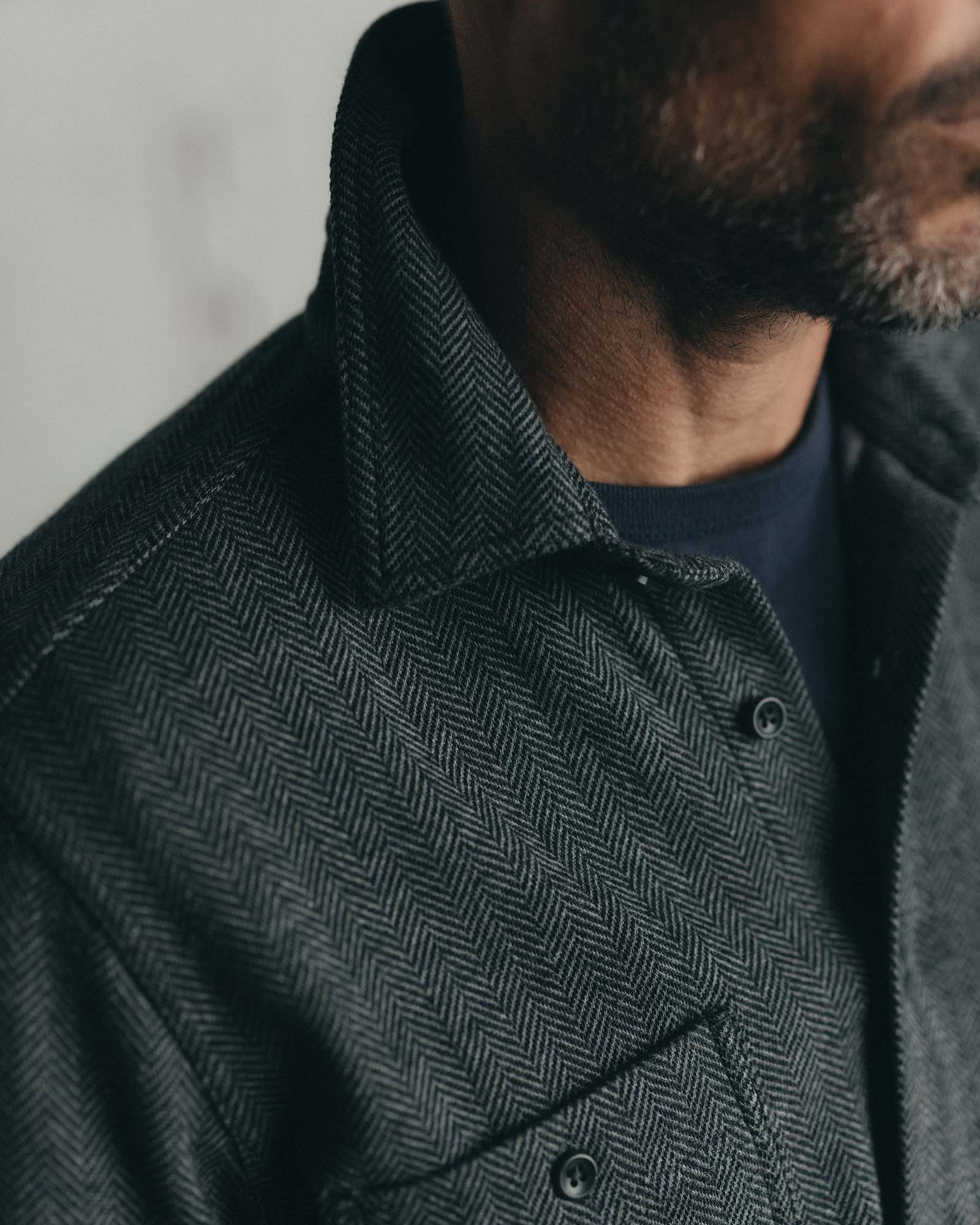The North Shore Knit Shirt in Heather Coal - Image 4