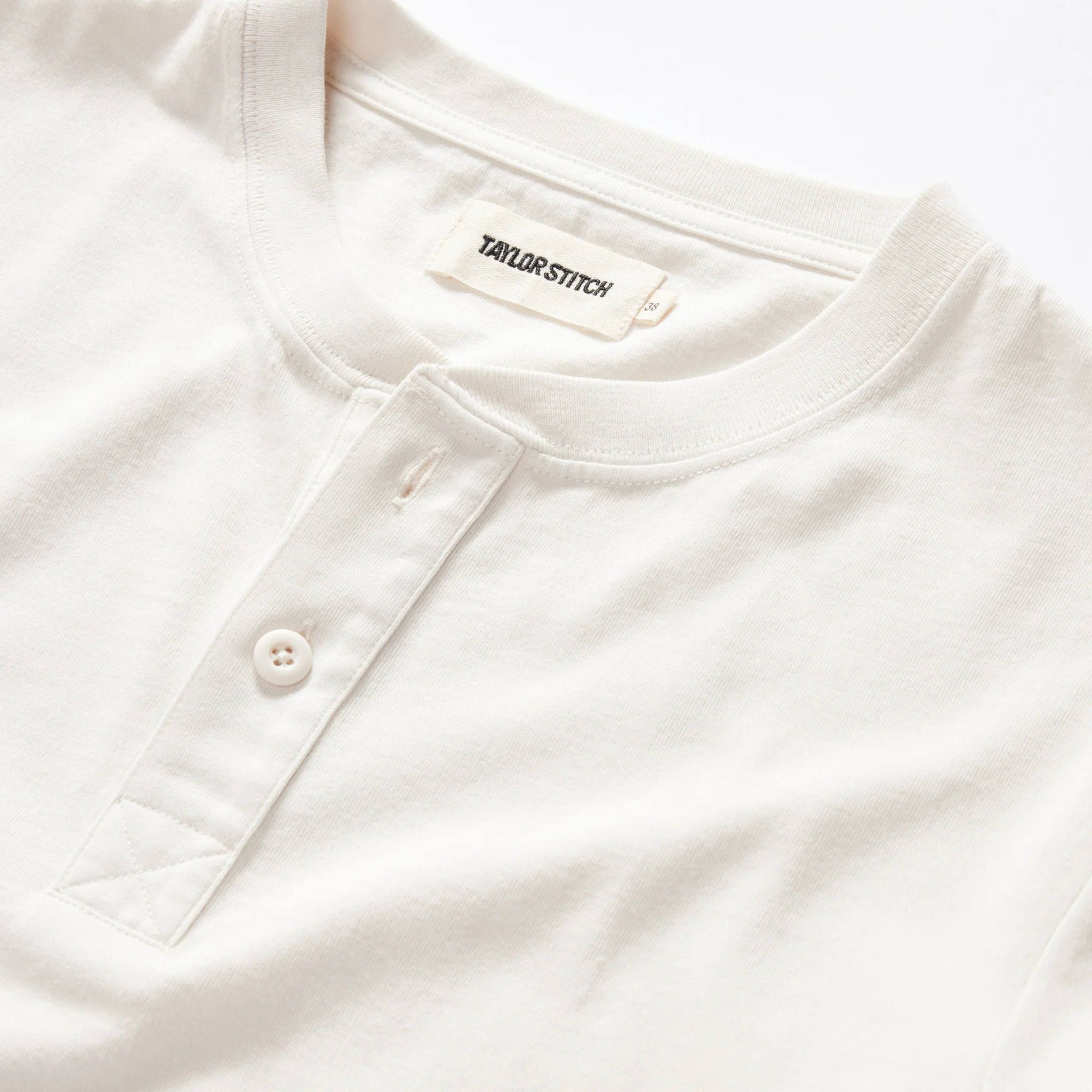 The Organic Cotton Henley in Vintage White - Image 4