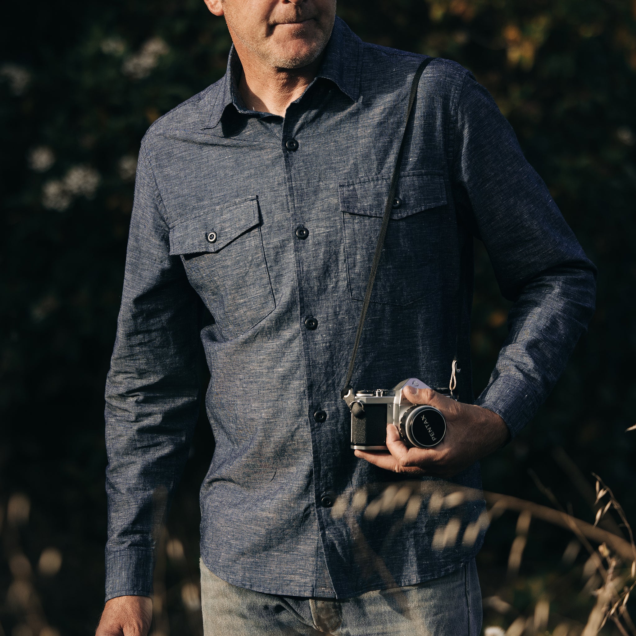 The Point Shirt in Indigo Slub - Image 3