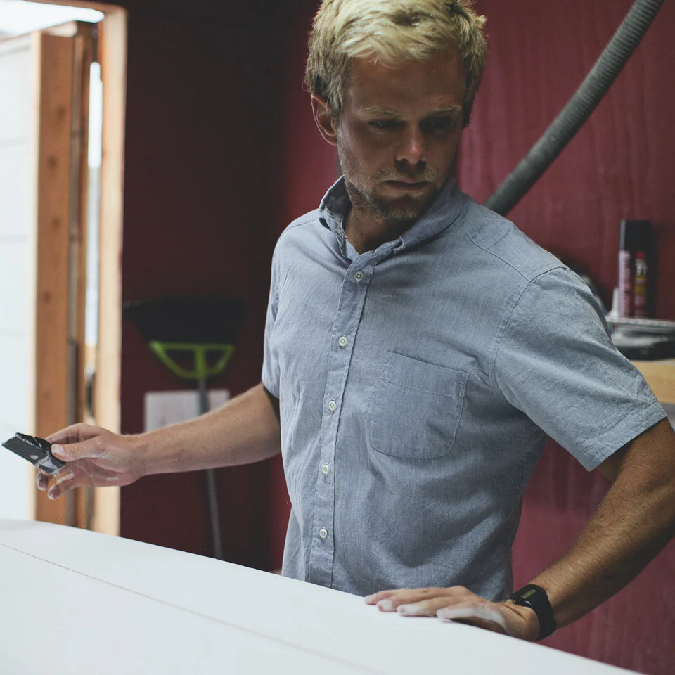The Short Sleeve Jack in Light Blue - Image 7