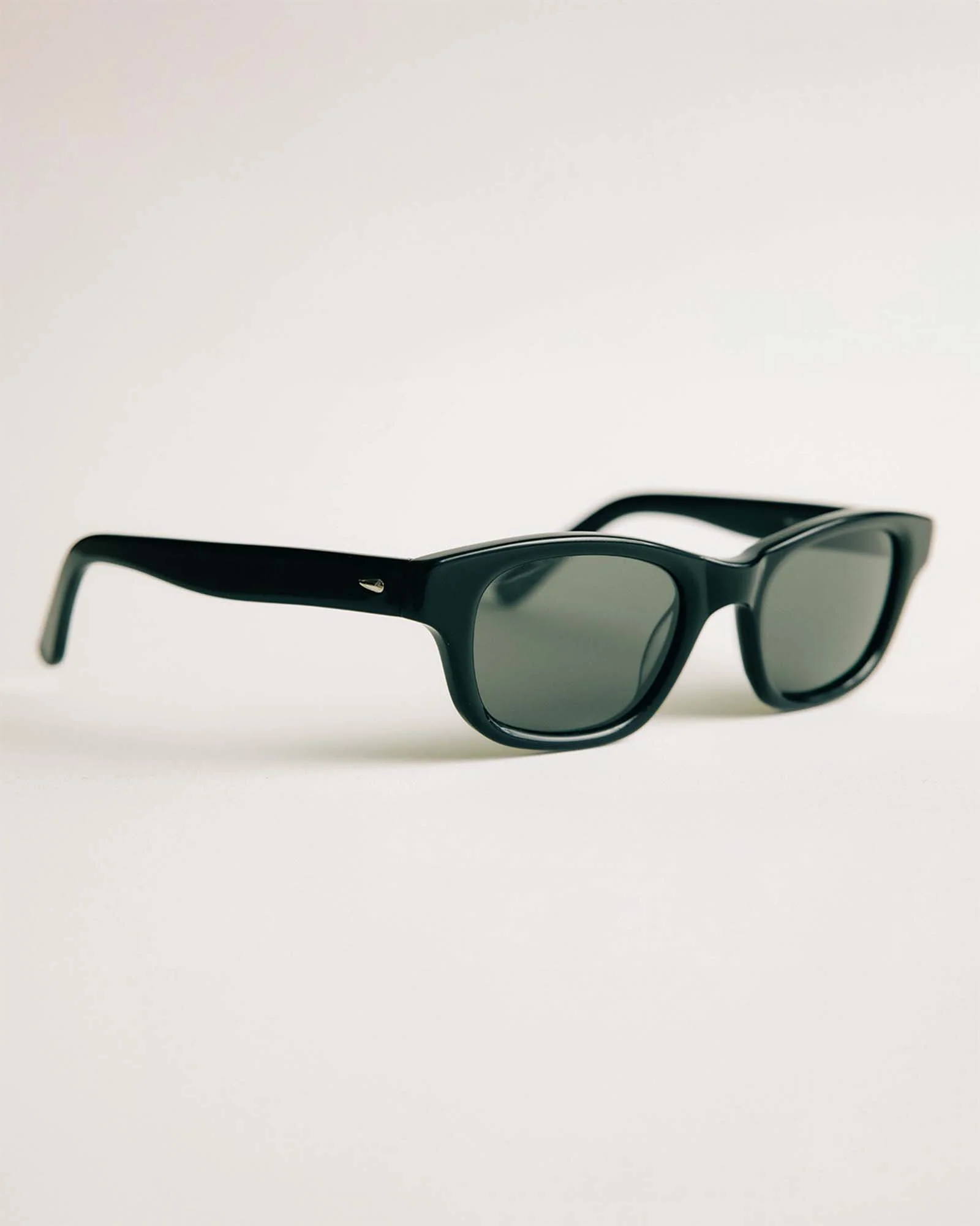The Sergio in Black - Image 4