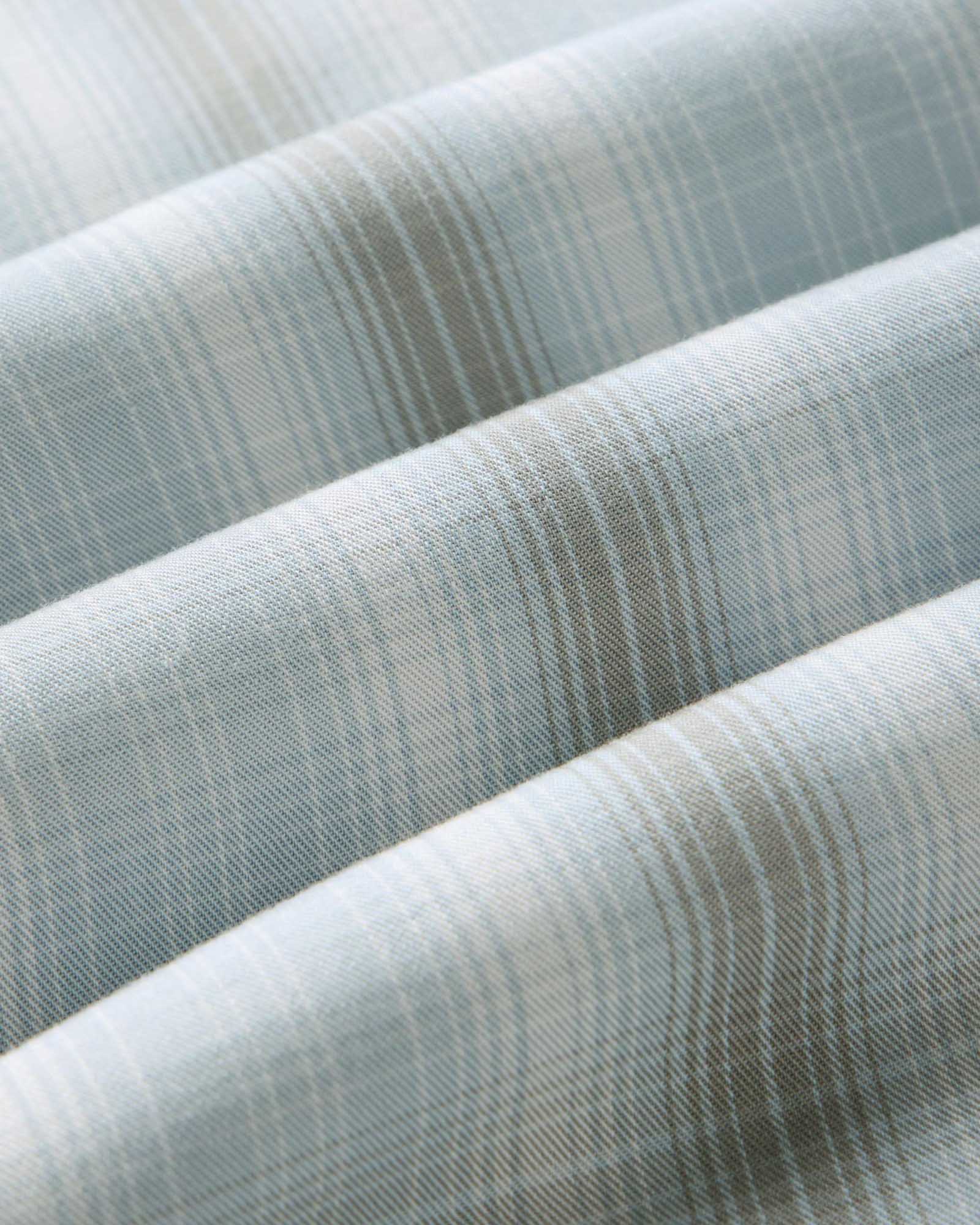 The Shore Shirt in Fog Check Lyocell - Image 7