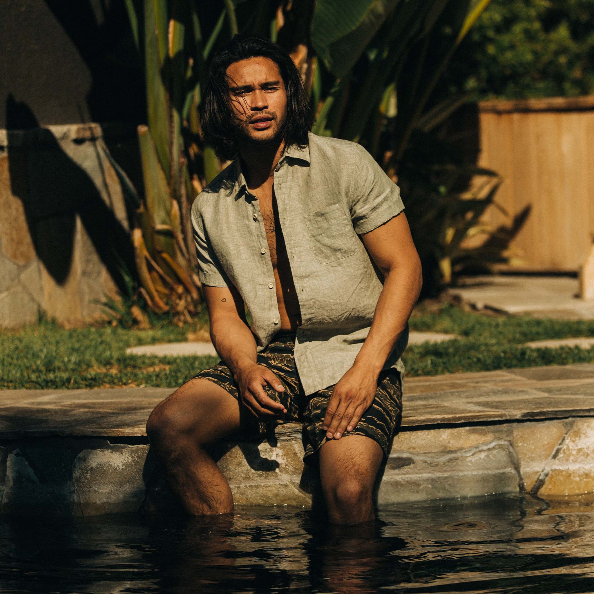 The Short Sleeve California in Army Hemp - Image 4