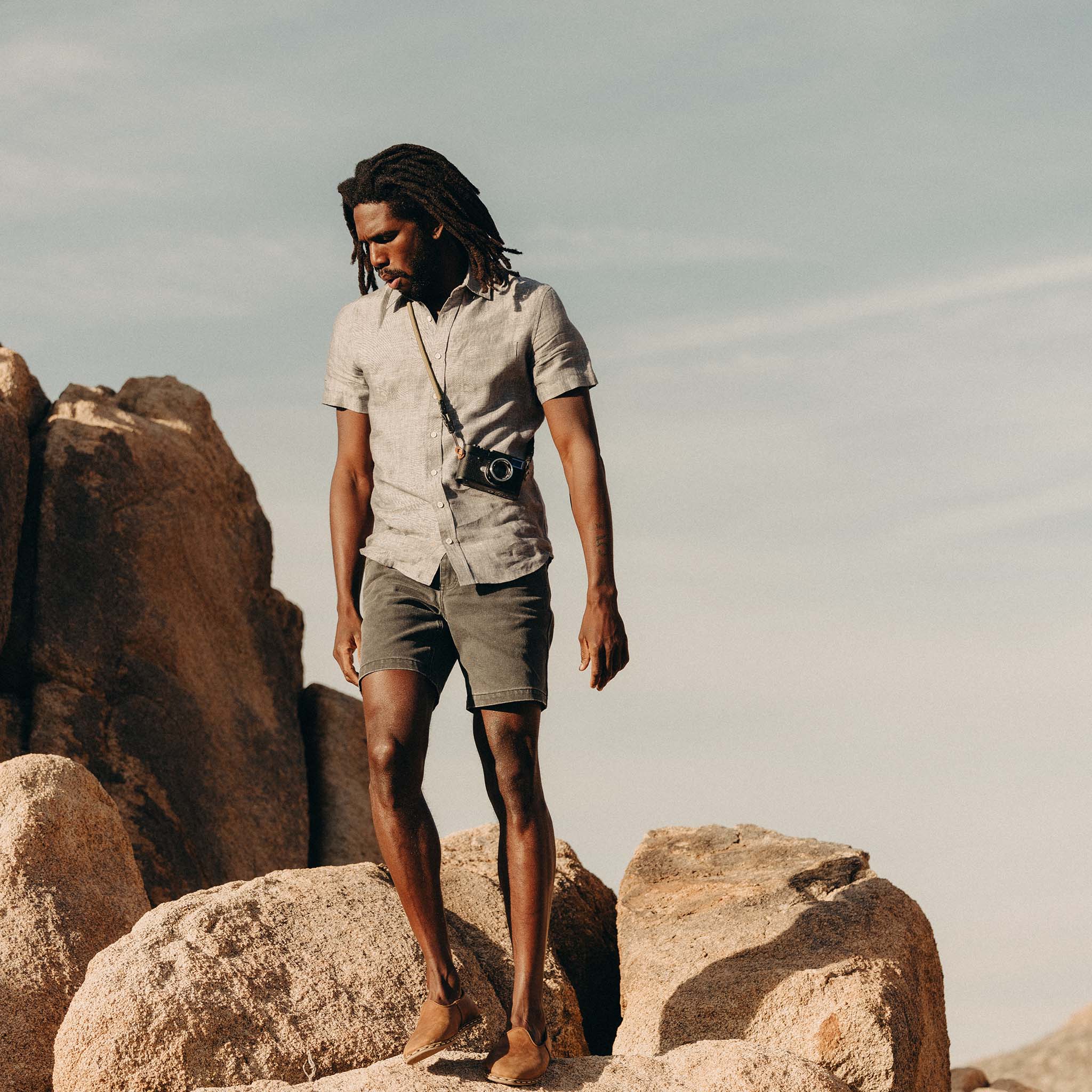 The Short Sleeve California in Faded Navy Hemp - Image 4