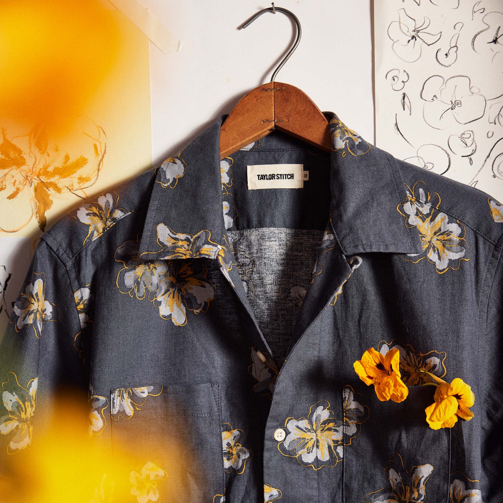 The Conrad Shirt in Dark Blue Floral - Image 2