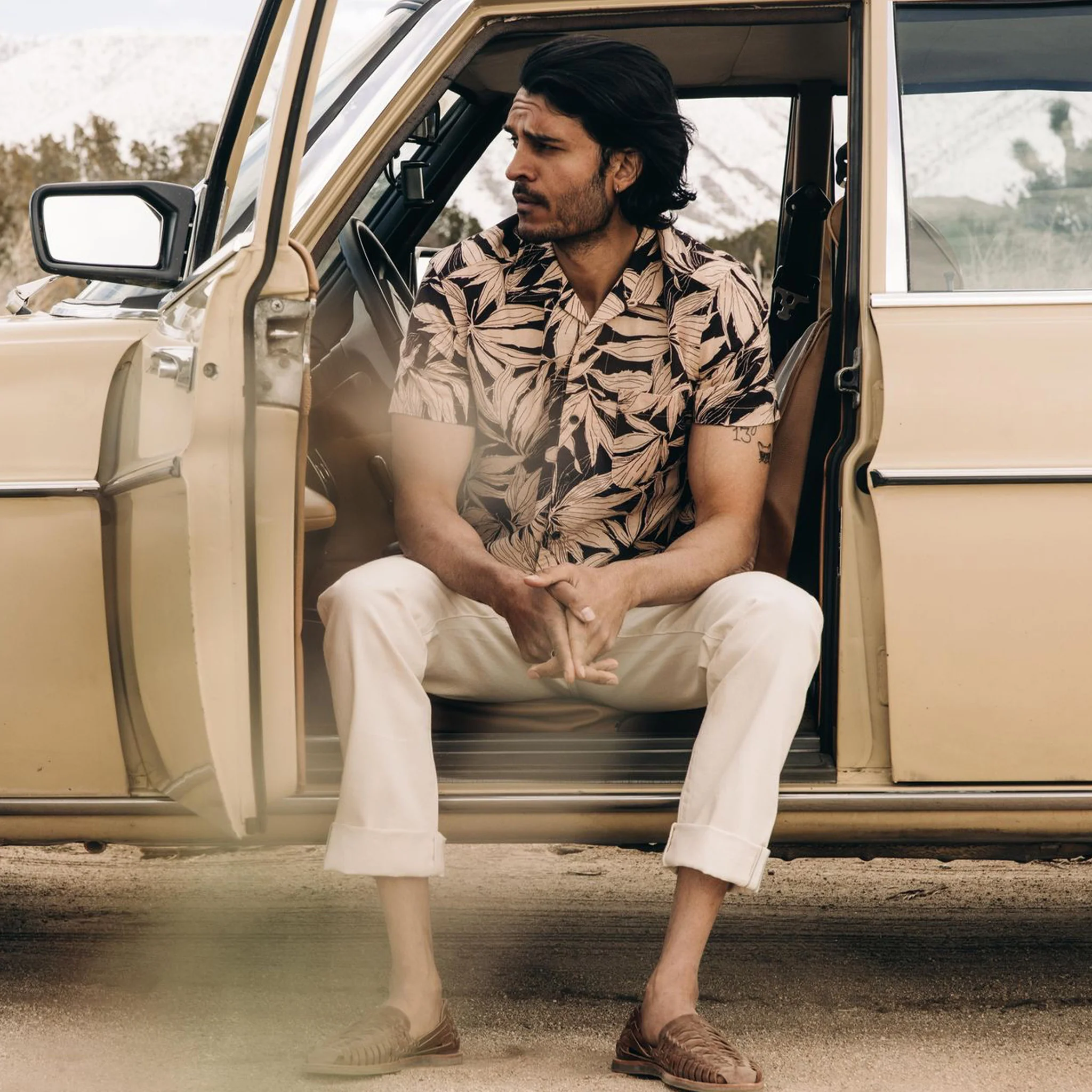 The Short Sleeve Hawthorne in Dried Palm - Image 2