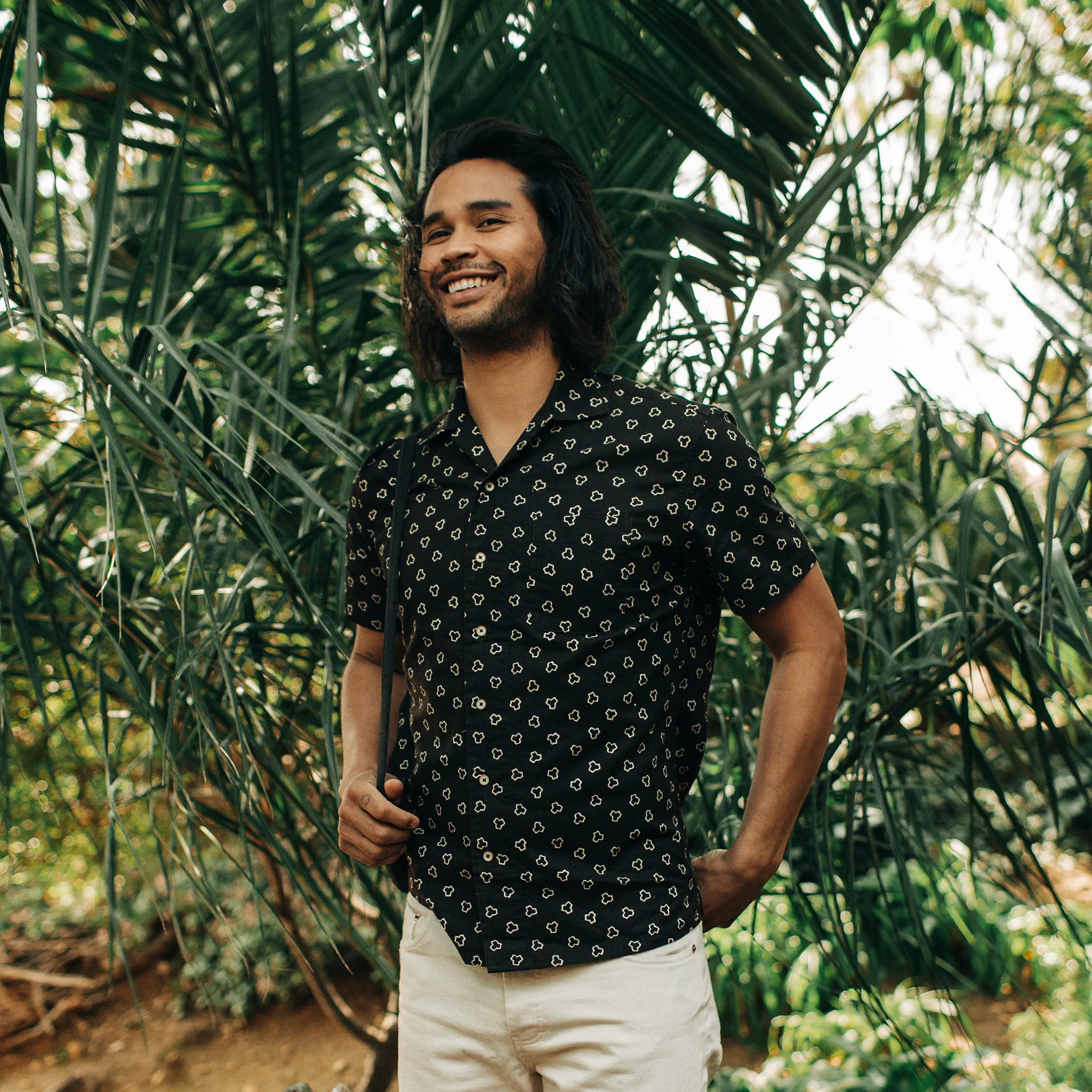 The Short Sleeve Hawthorne in Espresso Geo - Image 2