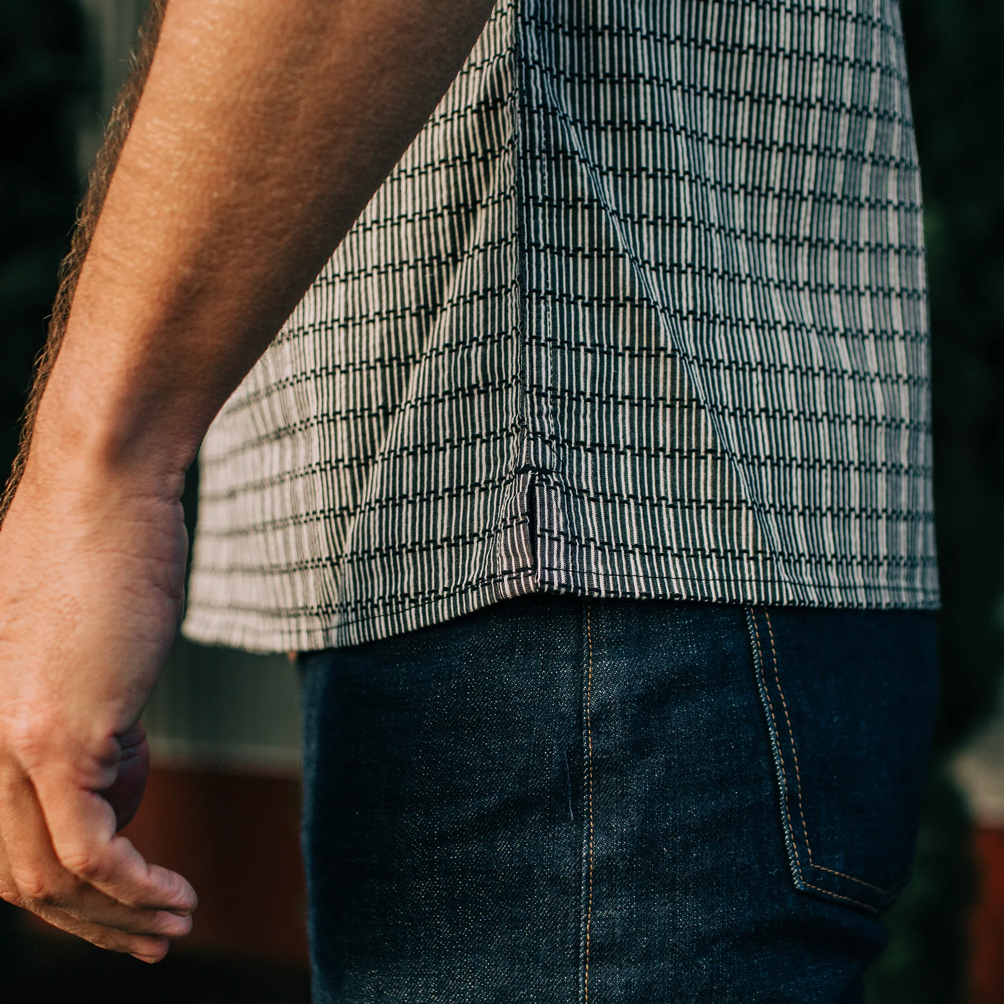 The Short Sleeve Hawthorne in Navy Stripe - Image 4