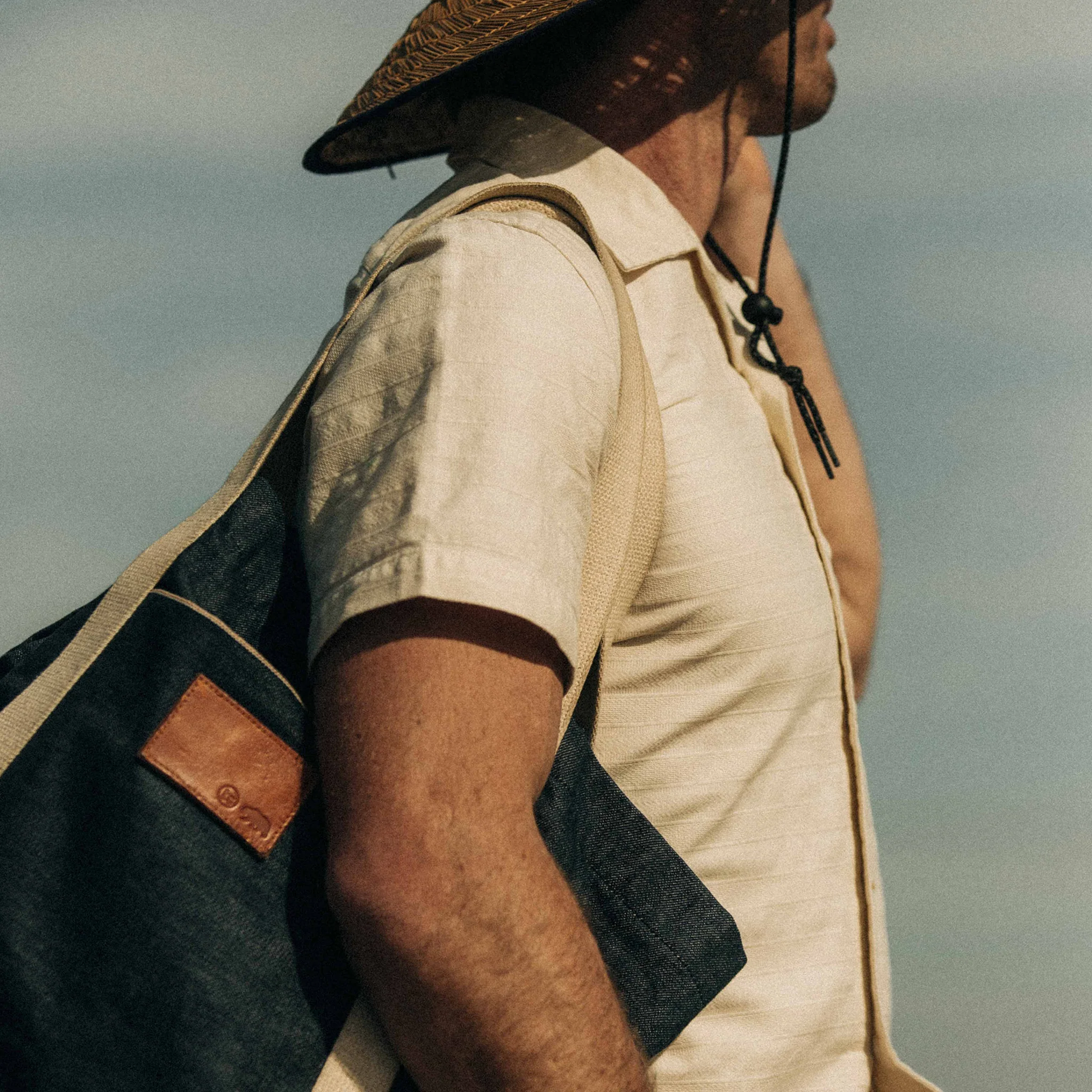 The Short Sleeve Hawthorne in Sand - Image 4