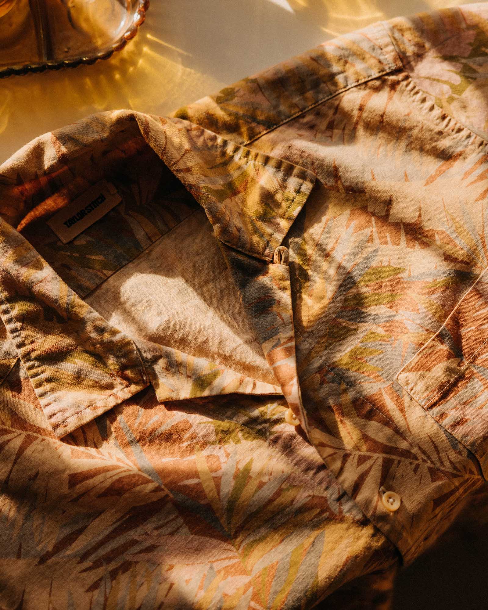 The Hawthorne Shirt in Tea Desert Palm - Image 3