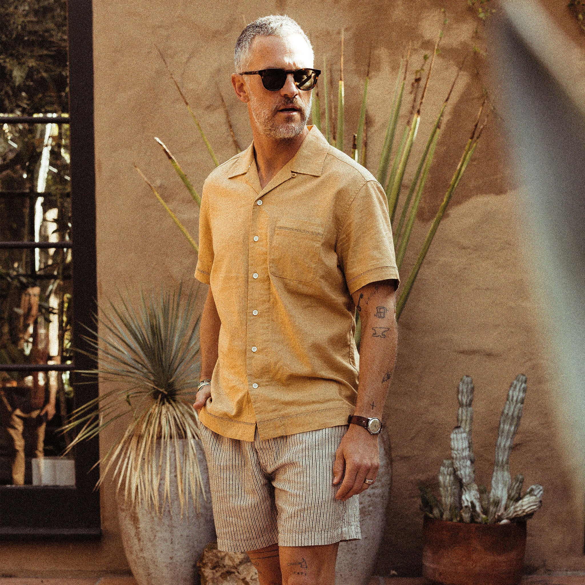 The Short Sleeve Hawthorne in Wheat - Image 2