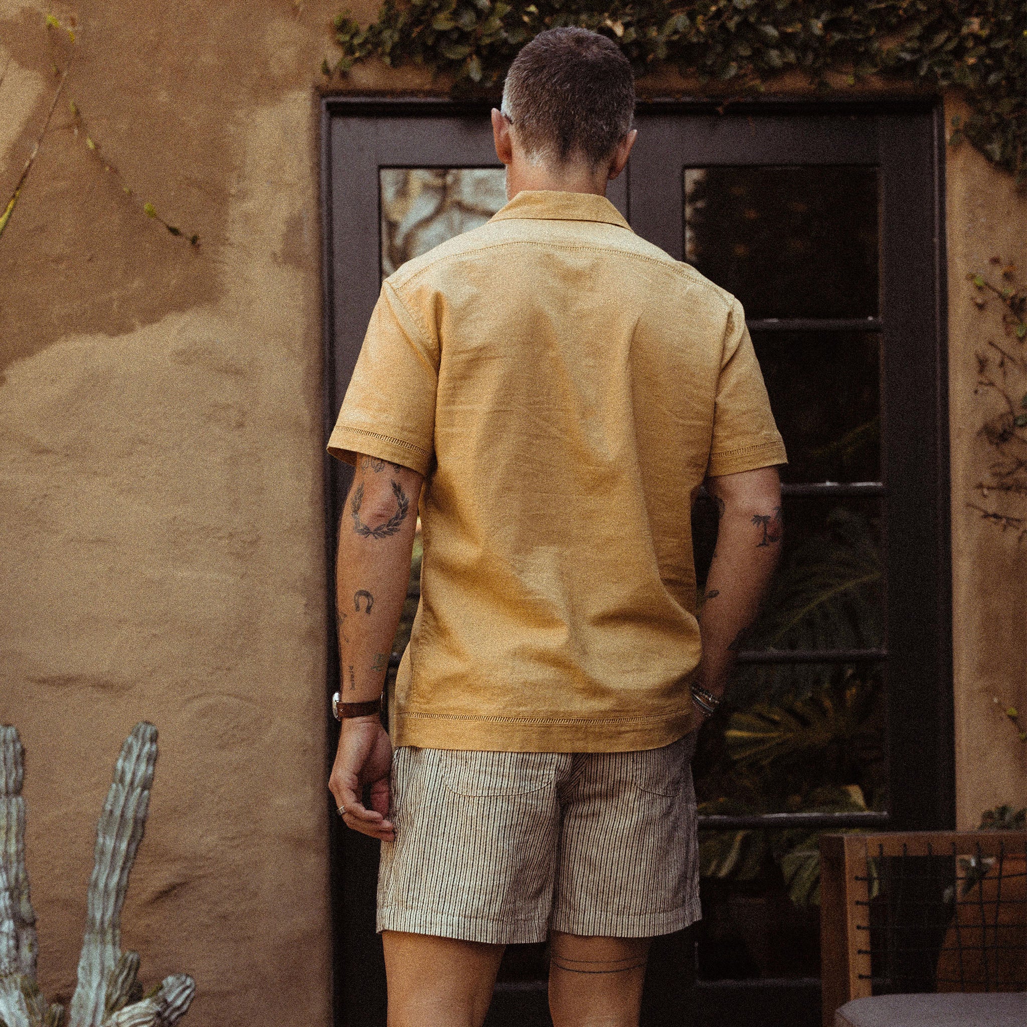 The Short Sleeve Hawthorne in Wheat - Image 5