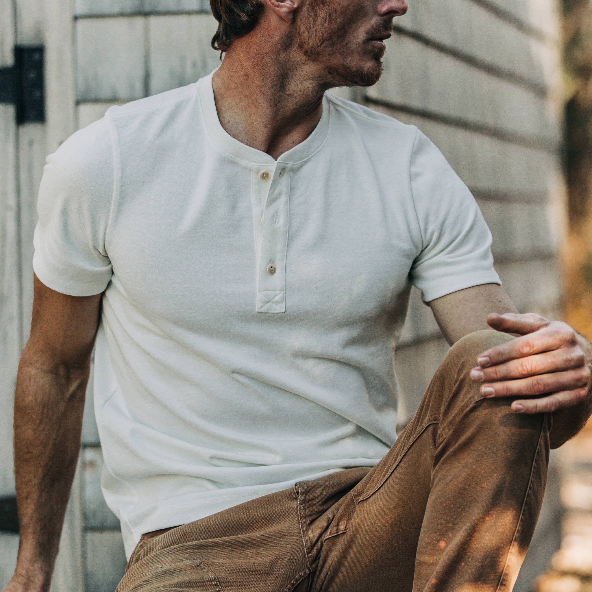 The Short Sleeve Heavy Bag Henley in Natural - Image 4
