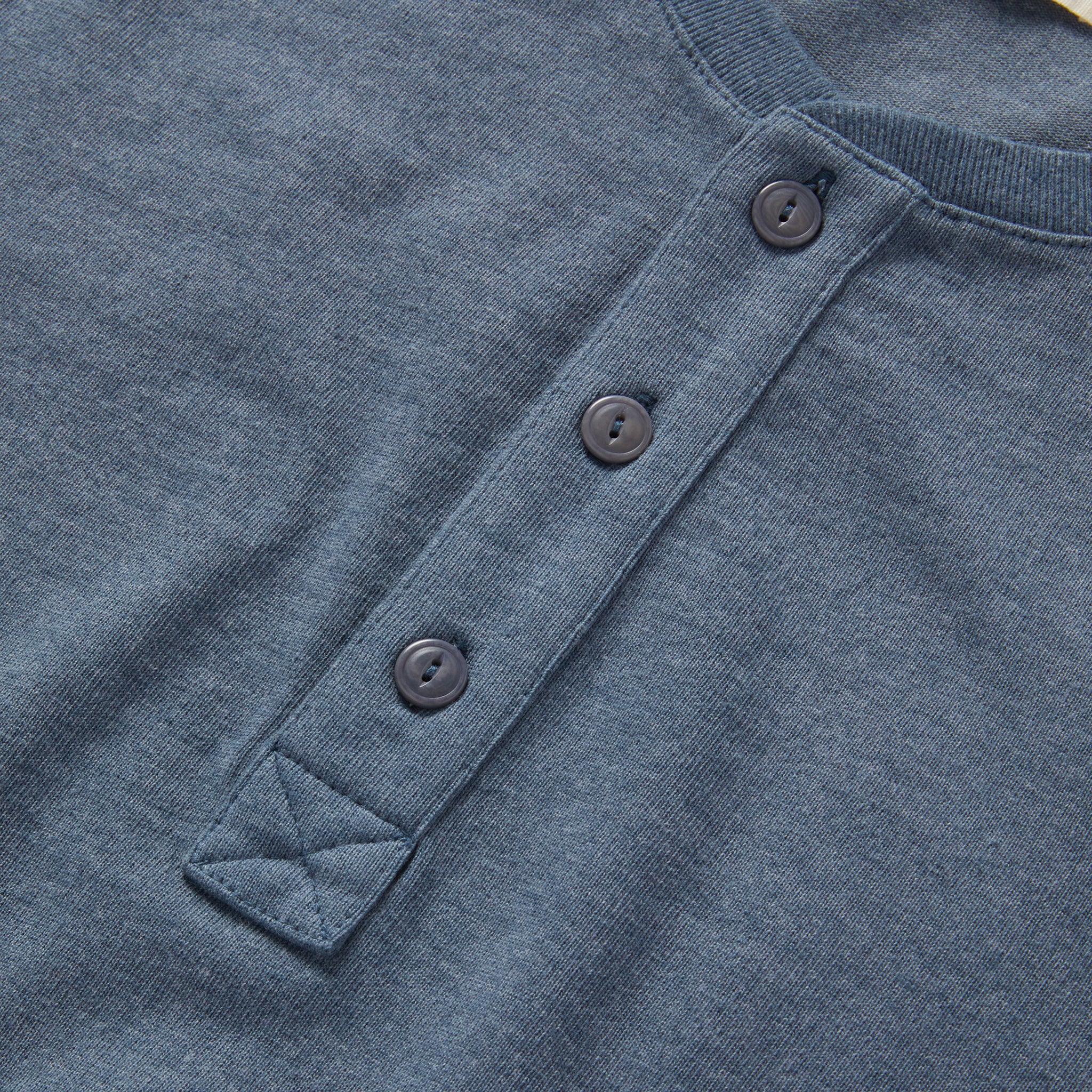 The Short Sleeve Heavy Bag Henley in Storm - Image 6