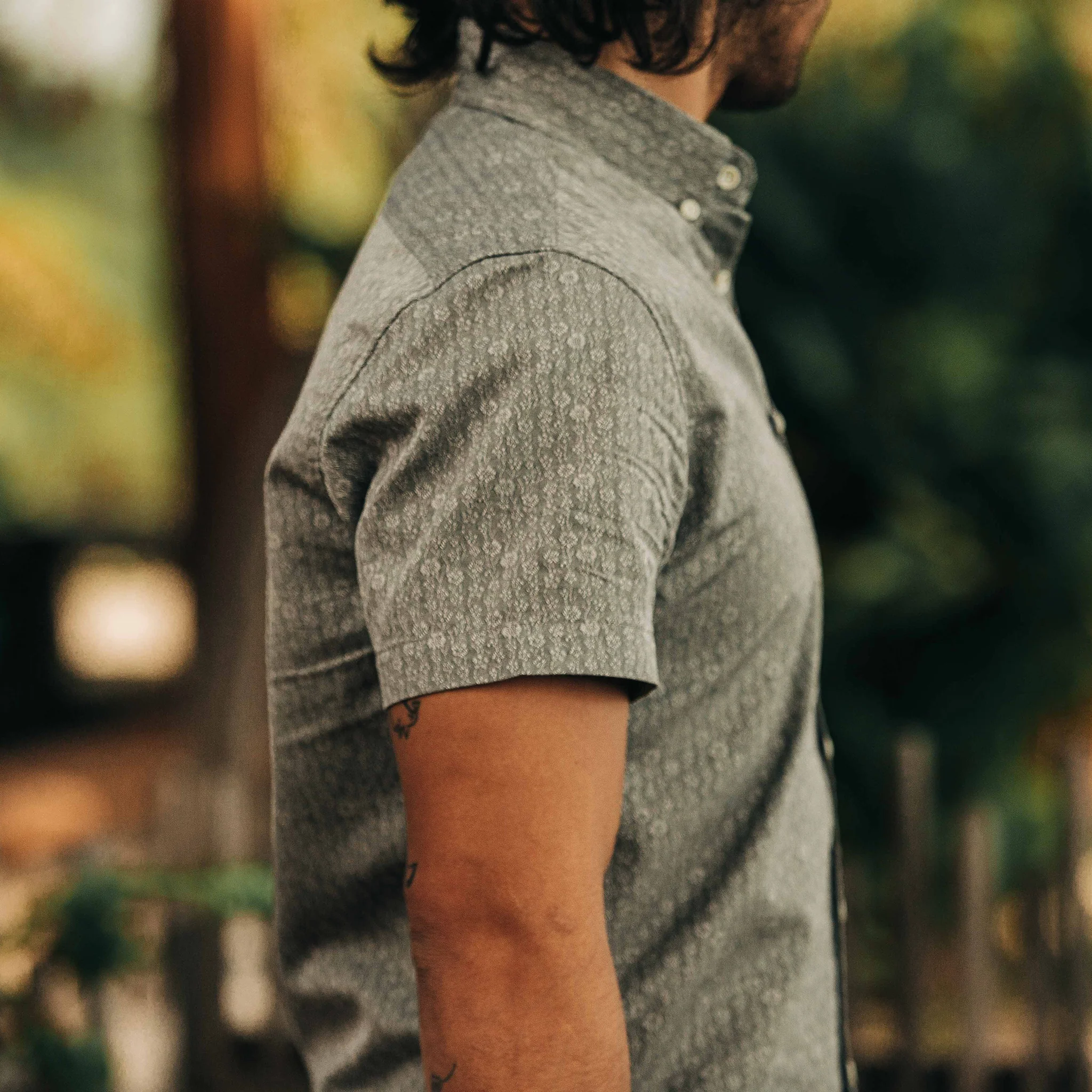 The Short Sleeve Jack in Ash Floral - Image 4