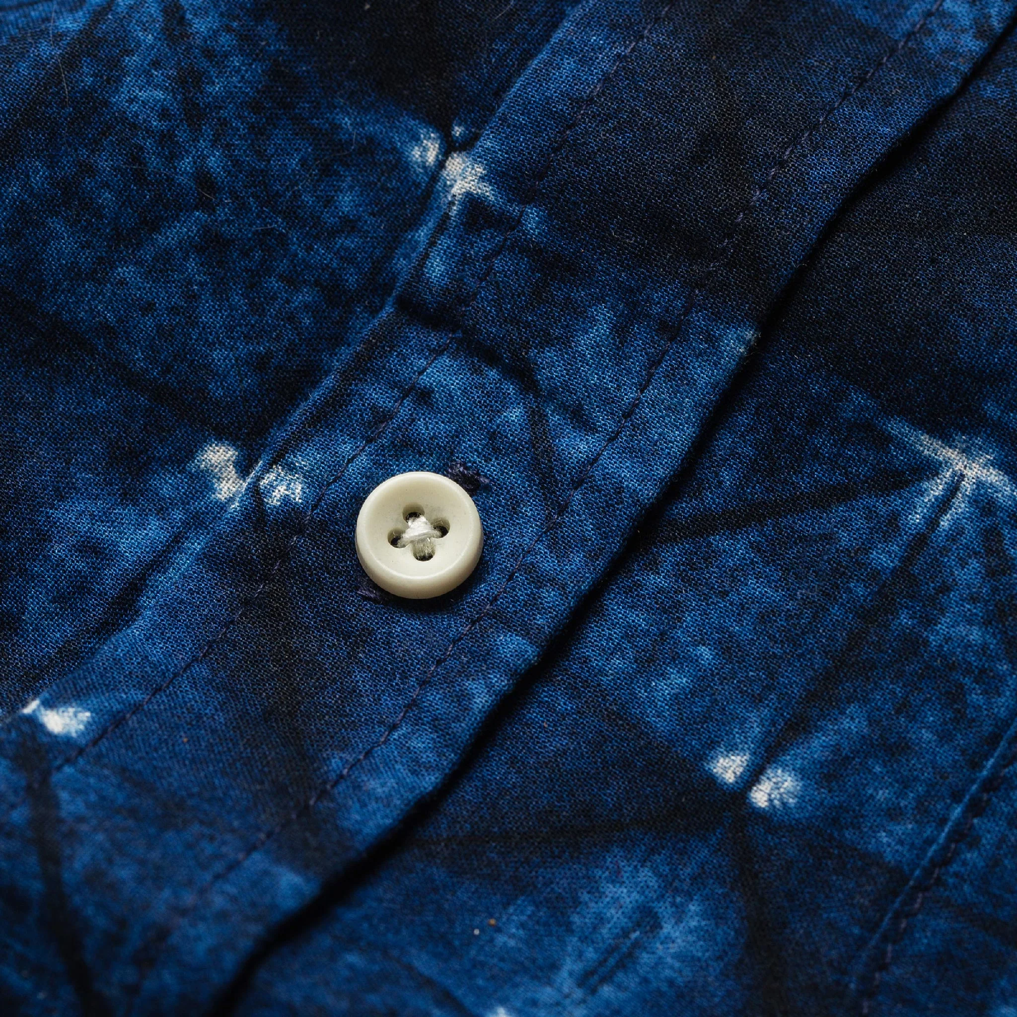 The Short Sleeve Jack in Deep Navy Geo - Image 4