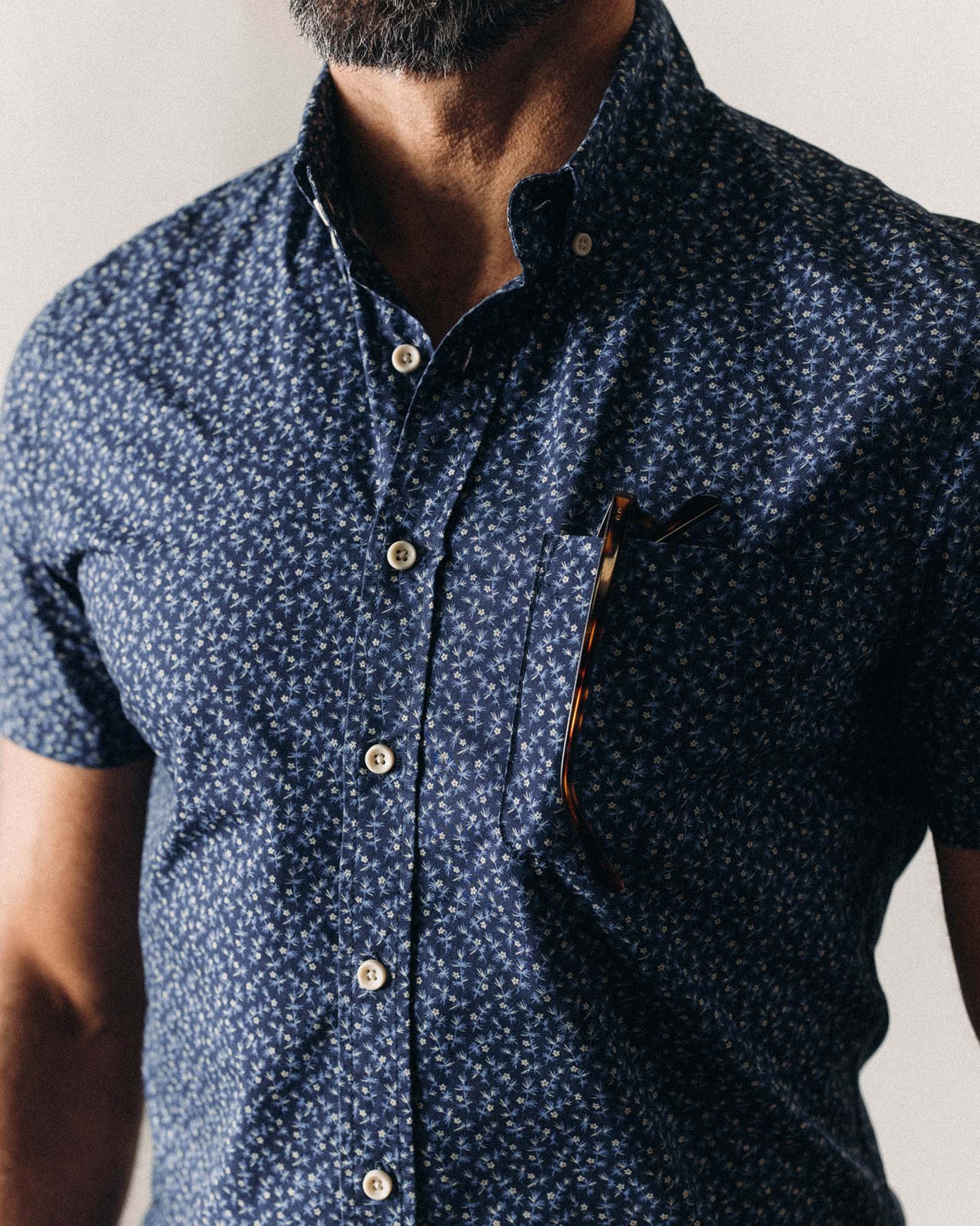 The Short Sleeve Jack in Falling Floral - Image 3