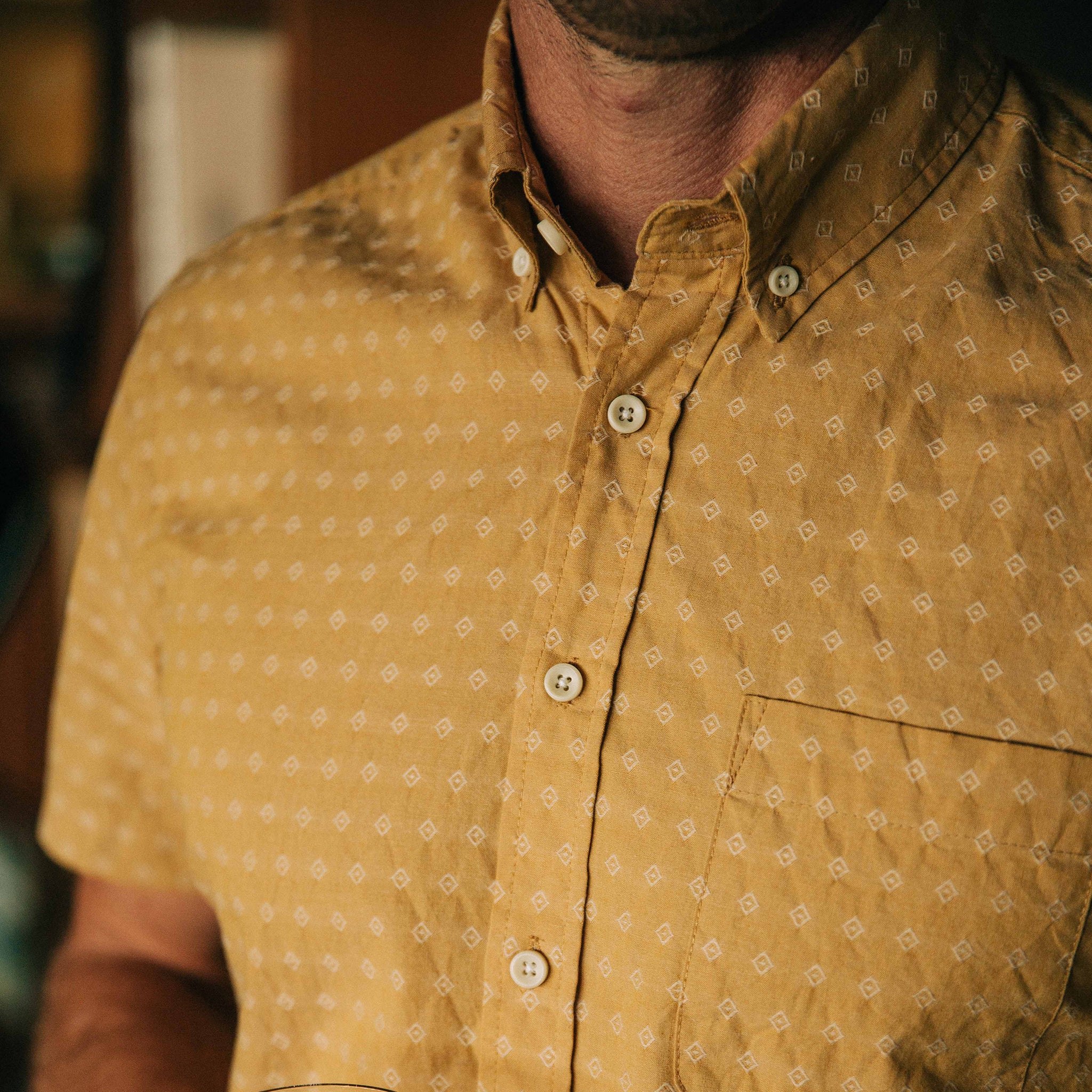 The Short Sleeve Jack in Gold Diamond - Image 3