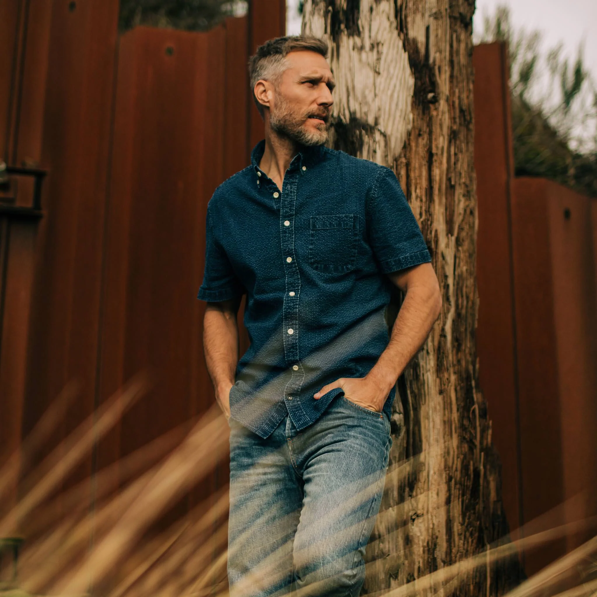 The Short Sleeve Jack in Indigo Seersucker - Image 2