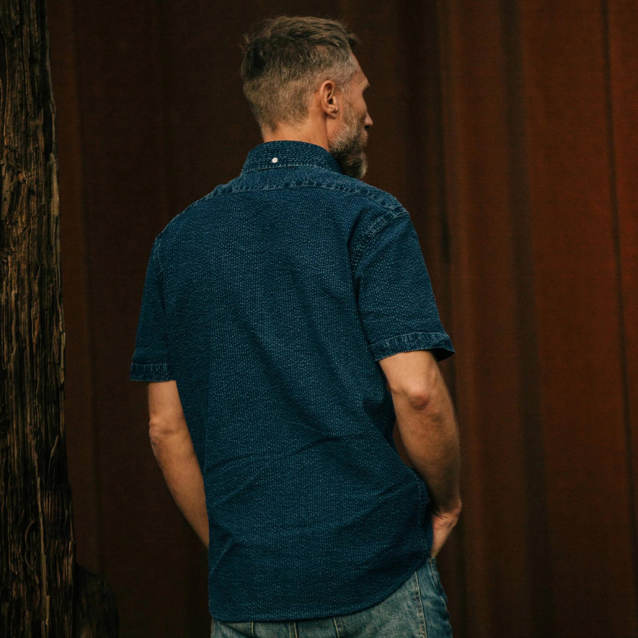 The Short Sleeve Jack in Indigo Seersucker - Image 4