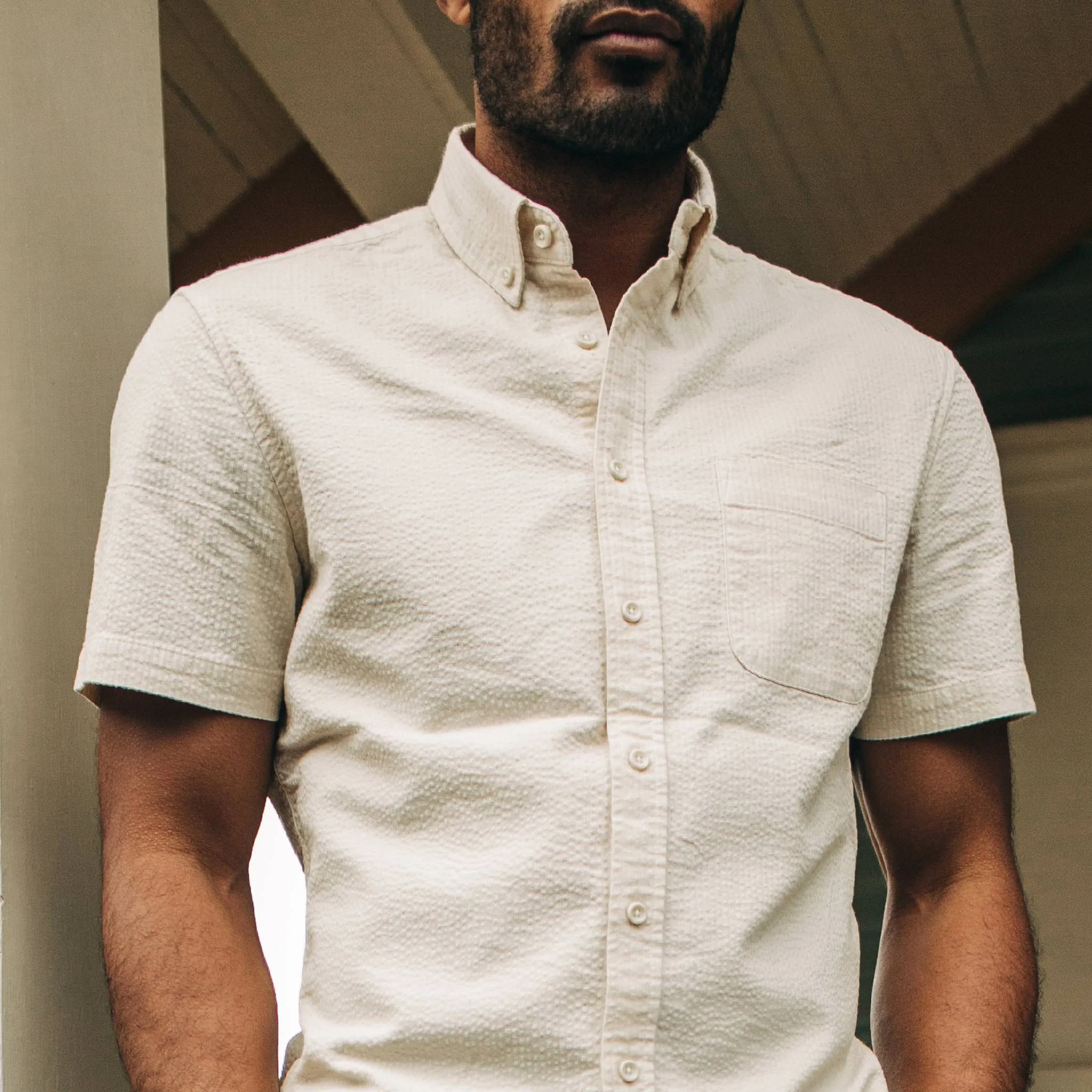 The Short Sleeve Jack in Natural Seersucker - Image 4