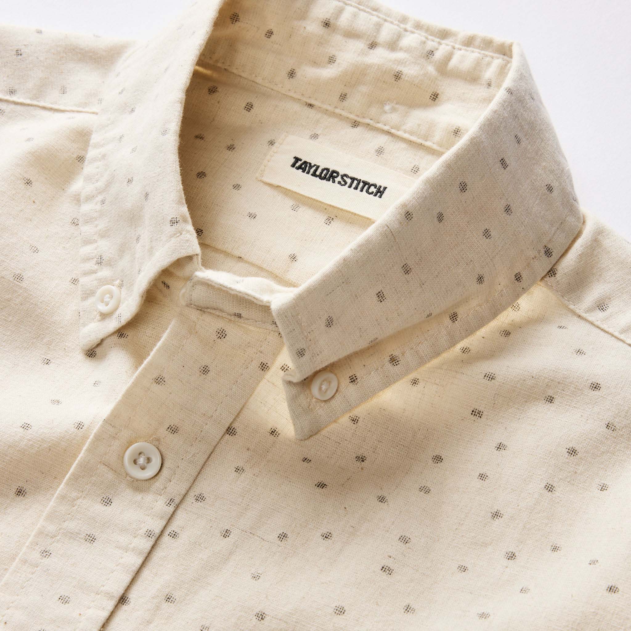 The Short Sleeve Jack in Heather Oat Dot - Image 4
