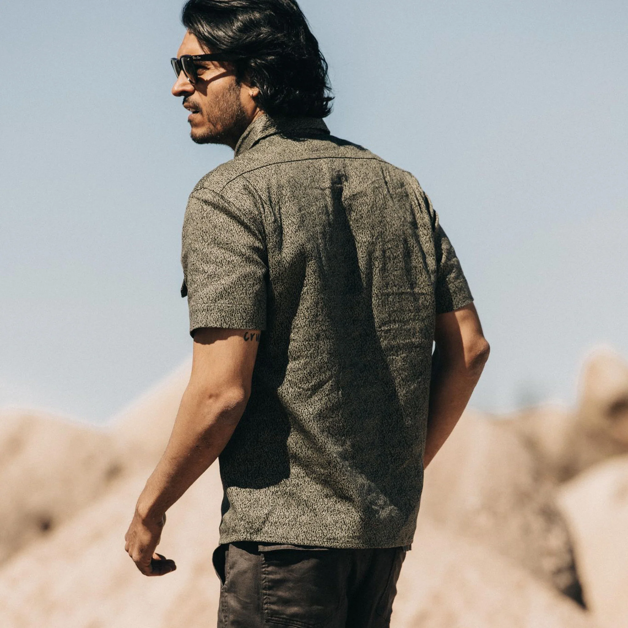 The Short Sleeve Officer Shirt in Static Camo Double Cloth - Image 3