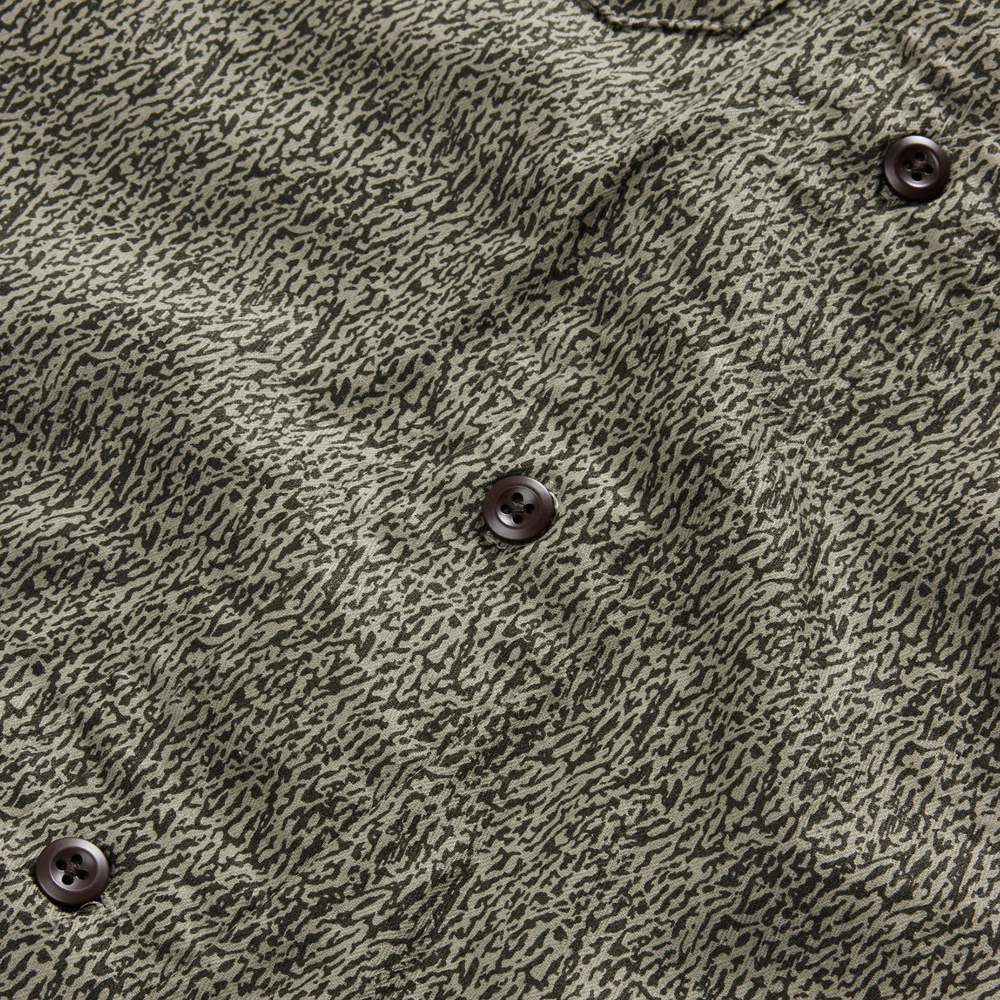 The Short Sleeve Officer Shirt in Static Camo Double Cloth - Image 6