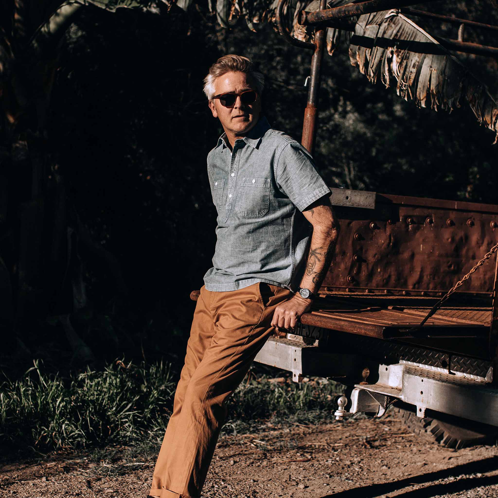 The Short Sleeve Popover in Blue Chambray - Image 2