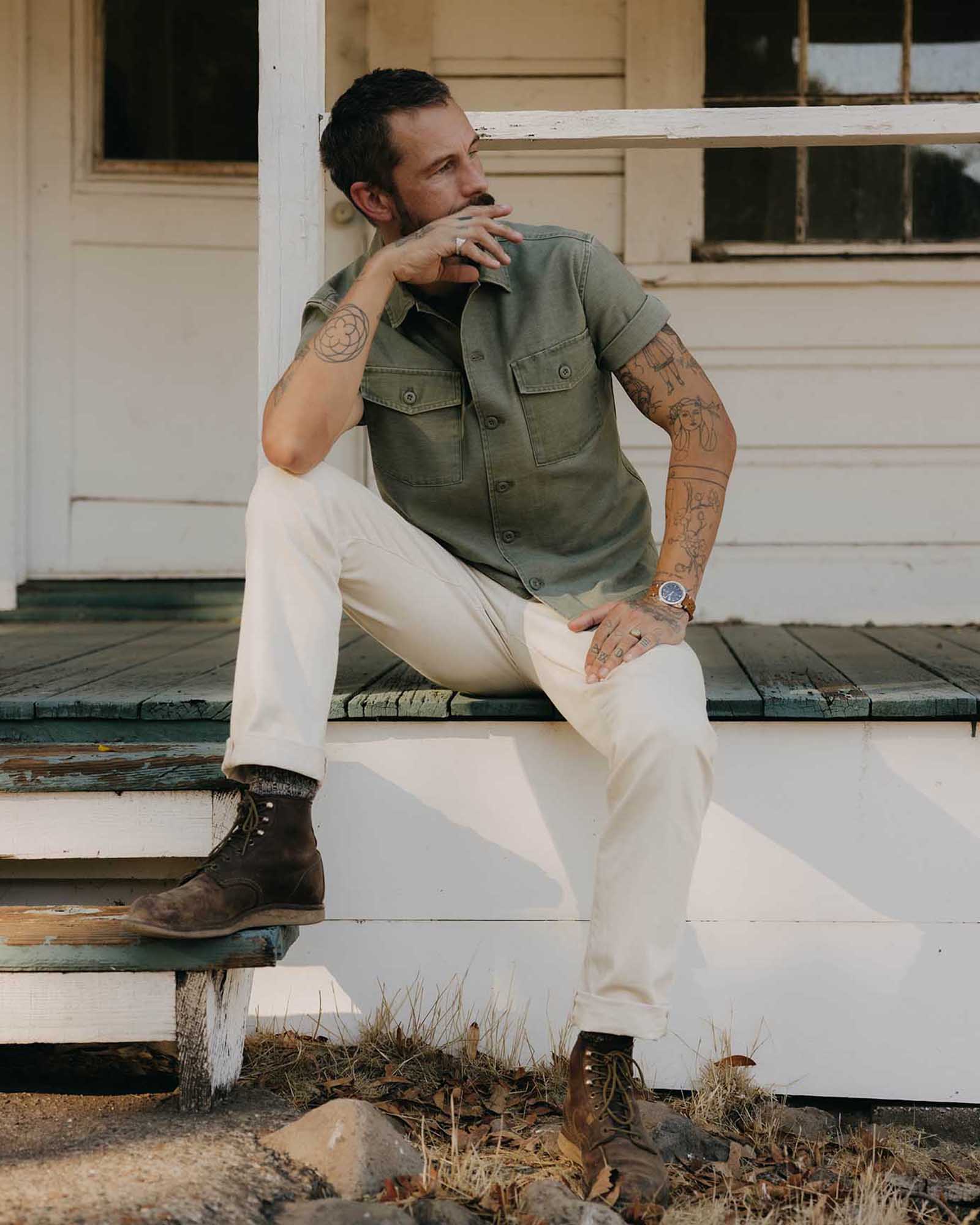 The Short Sleeve Surplus Shirt in Field Olive Reverse Sateen - Image 4