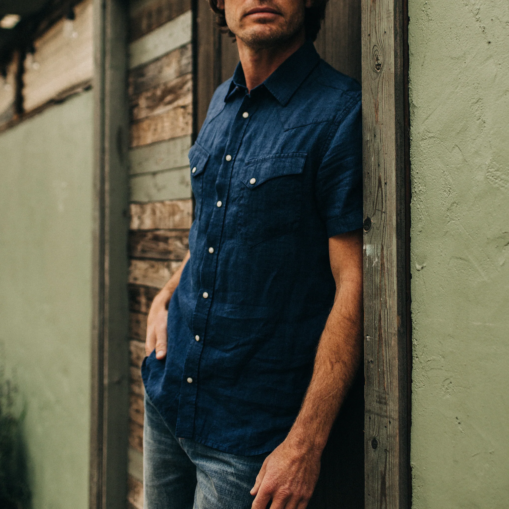The Short Sleeve Western in Indigo Linen - Image 2