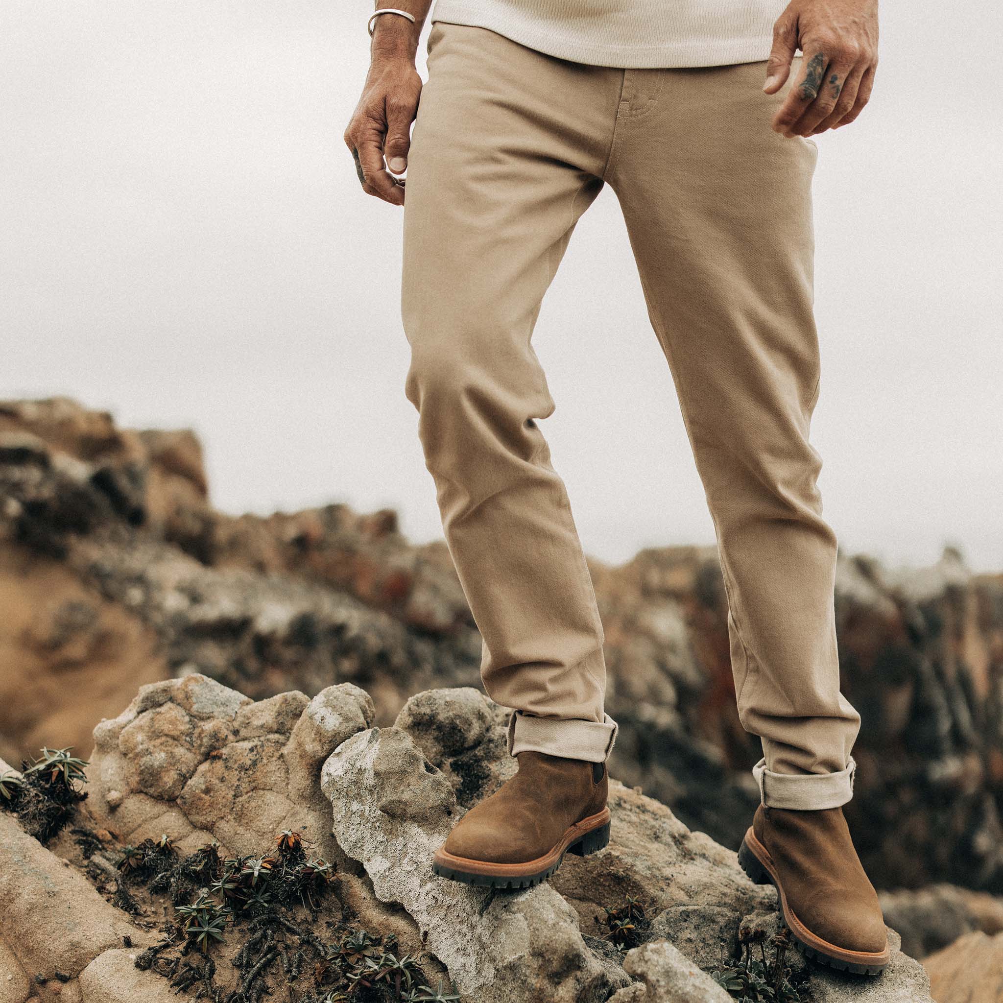 The Slim All Day Pant in Light Khaki Broken Twill - Image 4