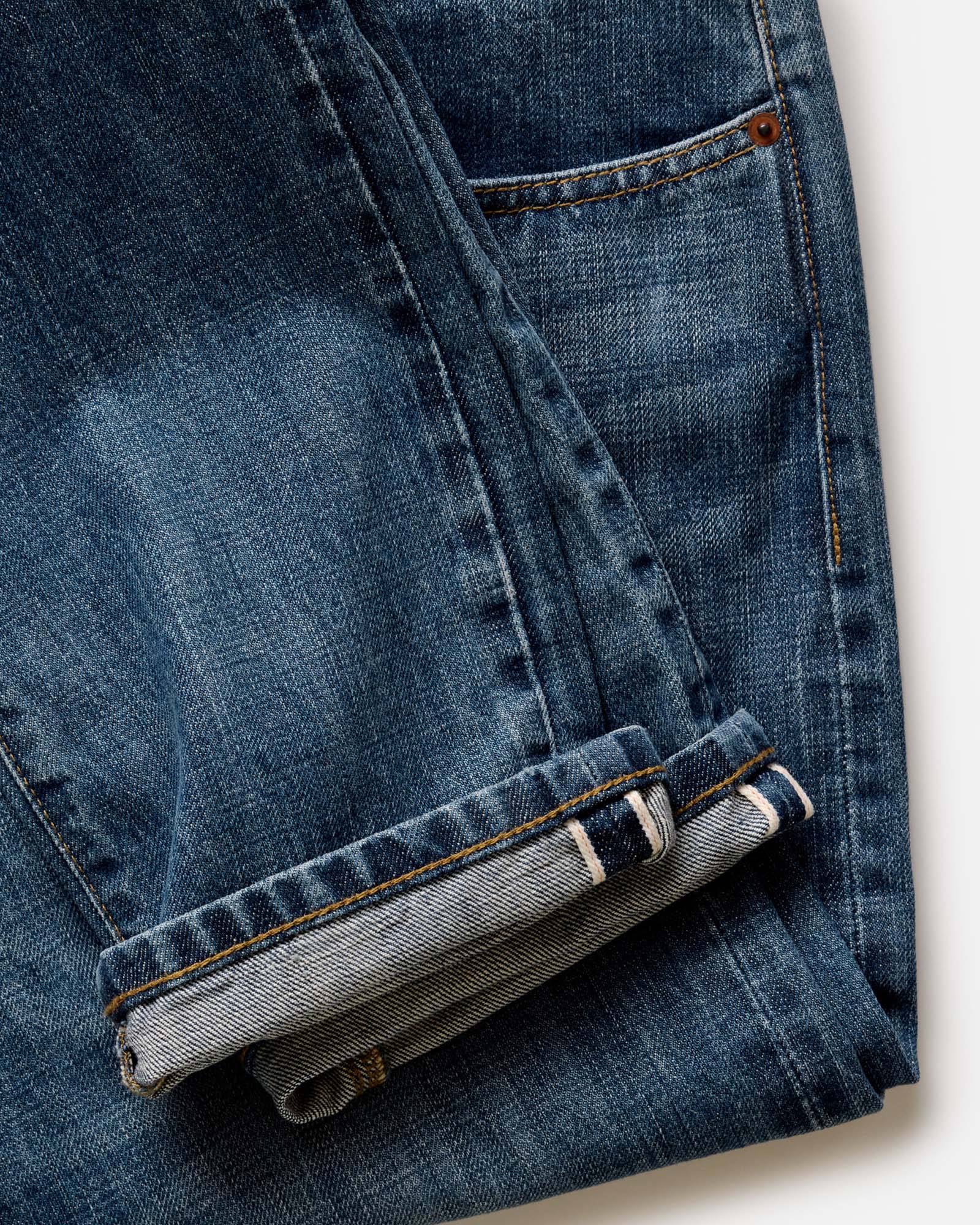 The Slim Jean in Mid Wash Organic Selvedge - Image 8