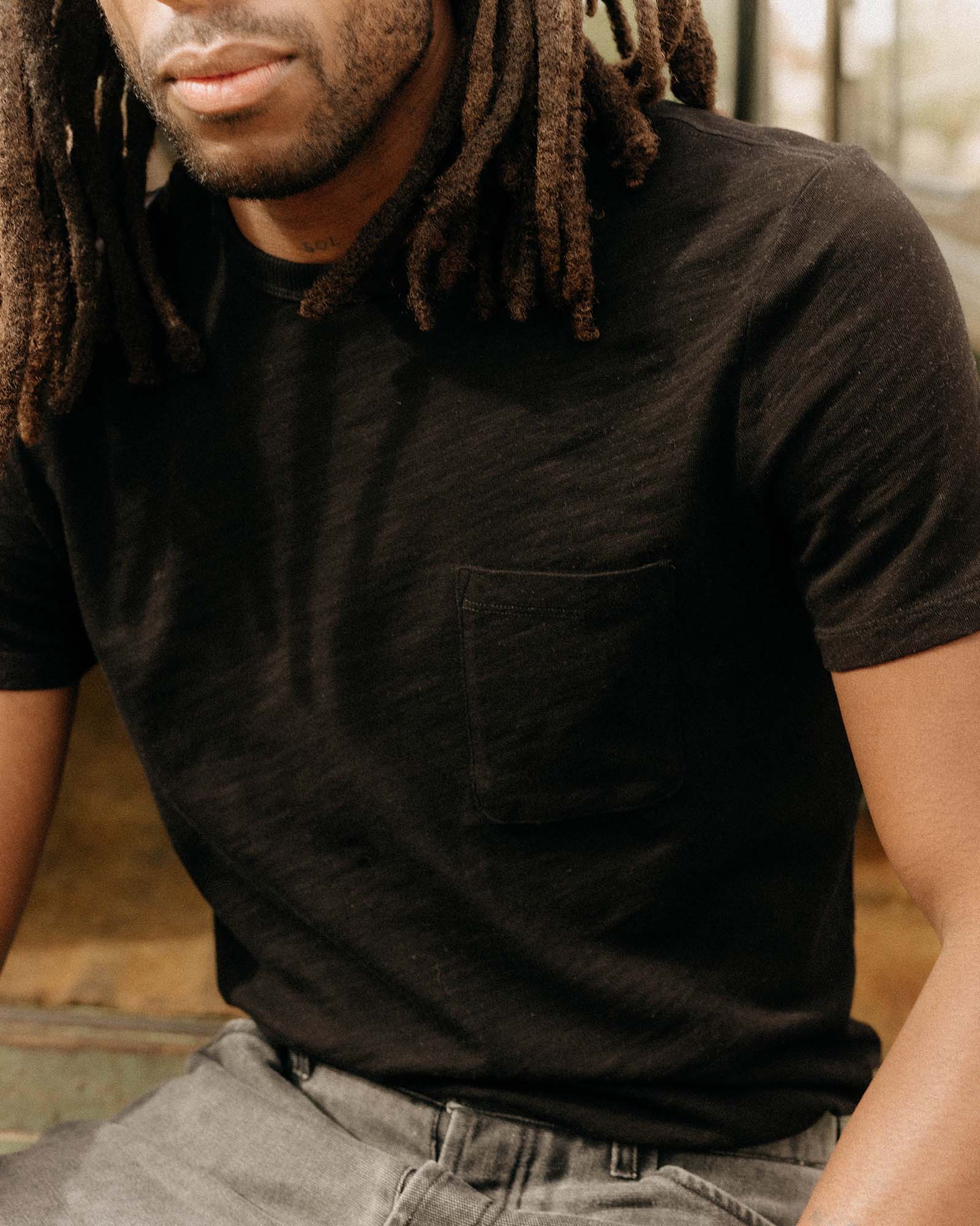 The Slub Tee in Black Indigo - Image 2