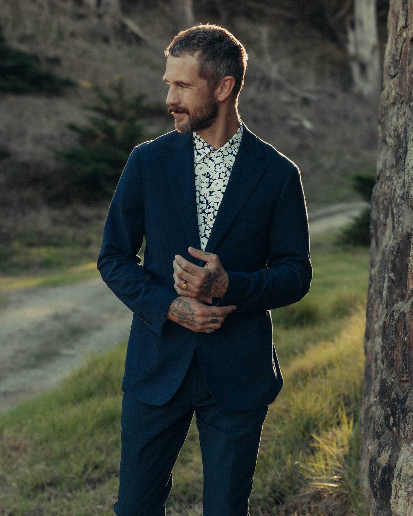 The Stevens Sportcoat in Navy Linen Seersucker - Image 2