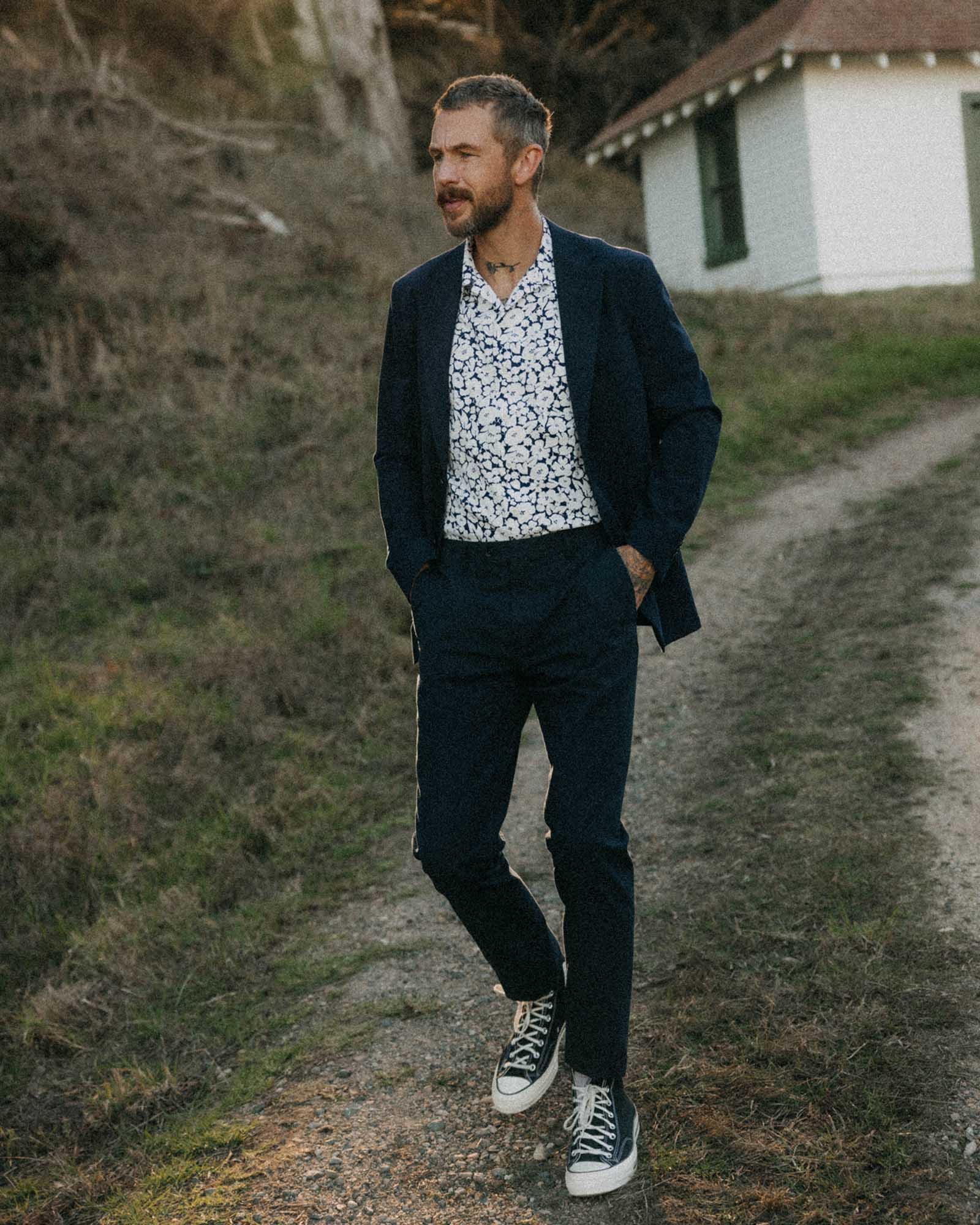 The Stevens Sportcoat in Navy Linen Seersucker - Image 3