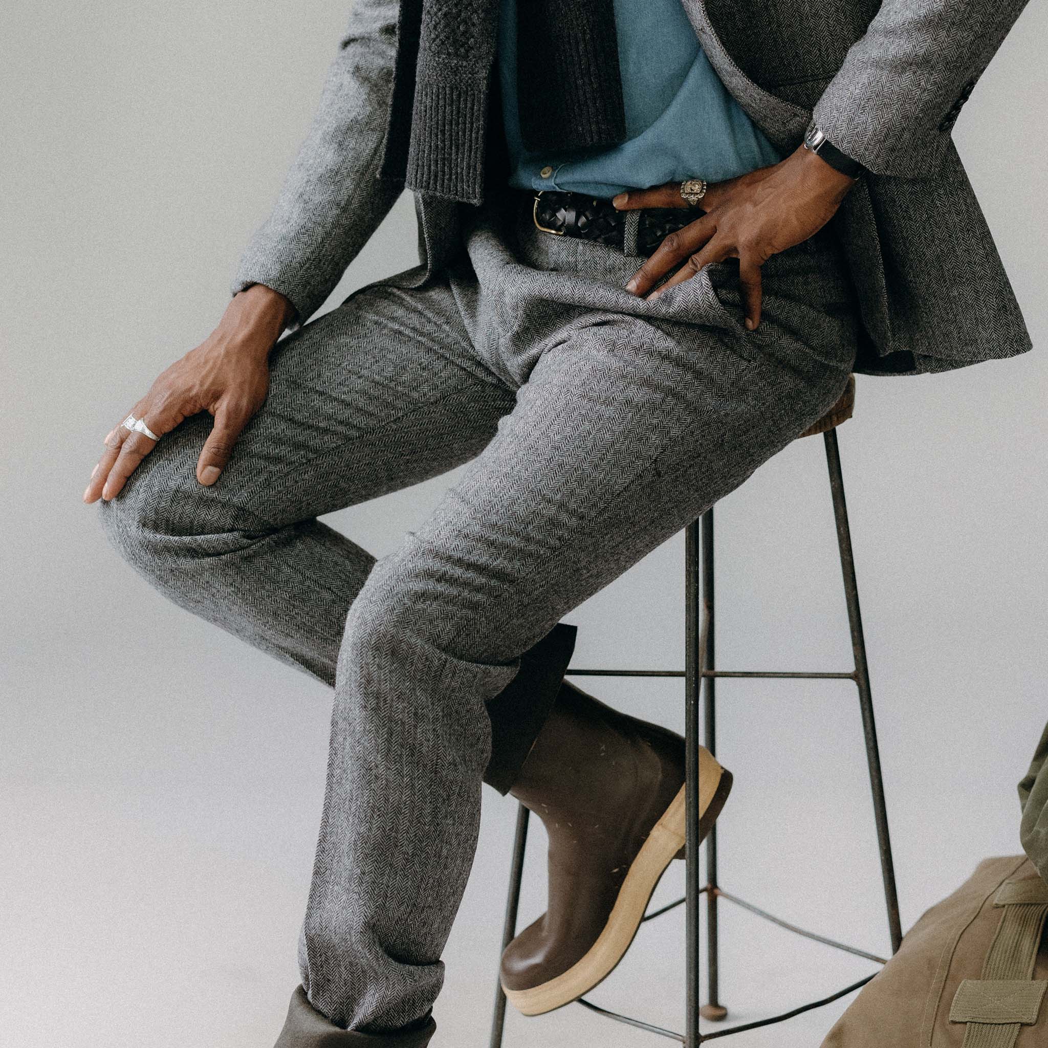 The Stevens Trouser in Slate Herringbone Wool - Image 4