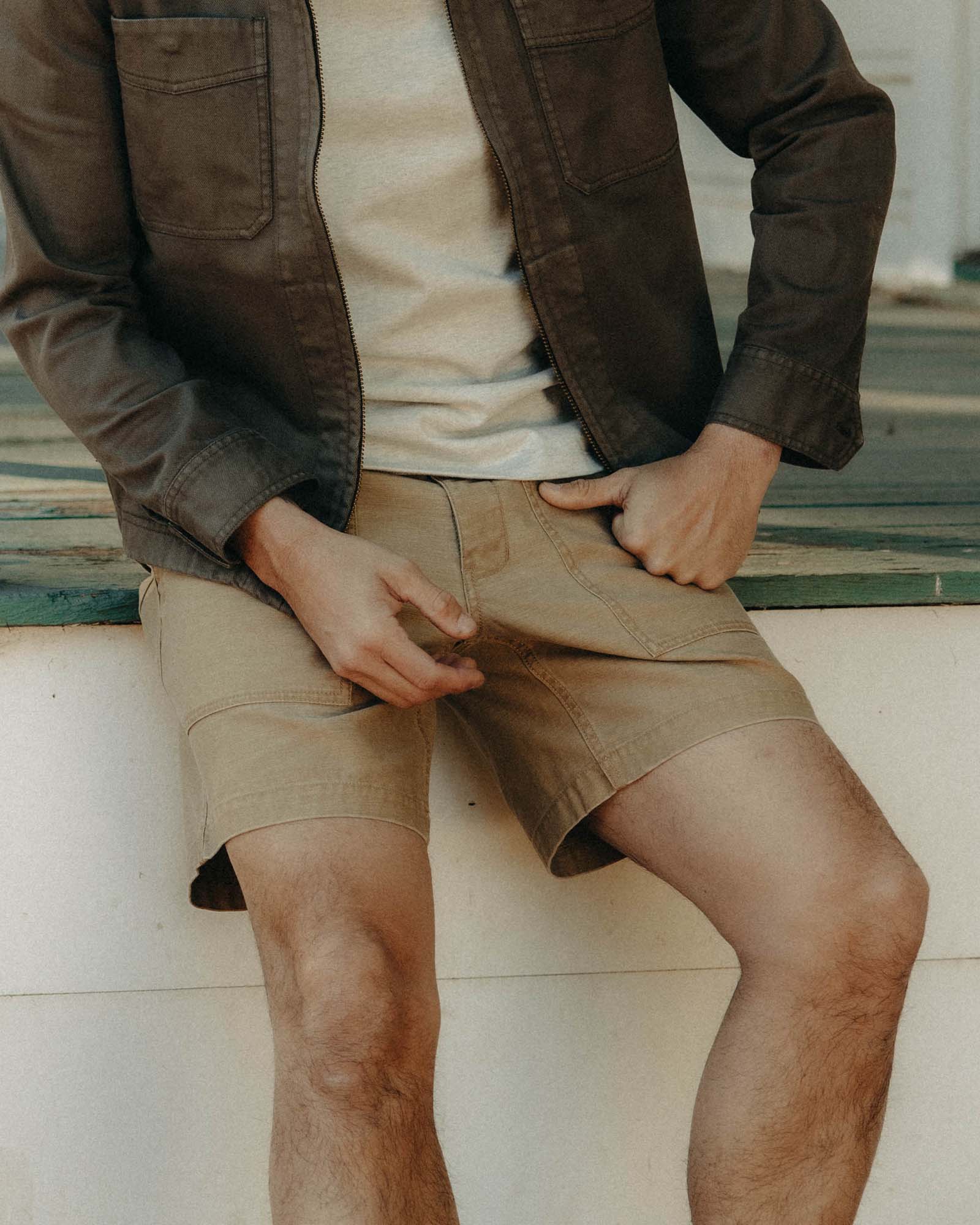The Surplus Short in Khaki Reverse Sateen - Image 3