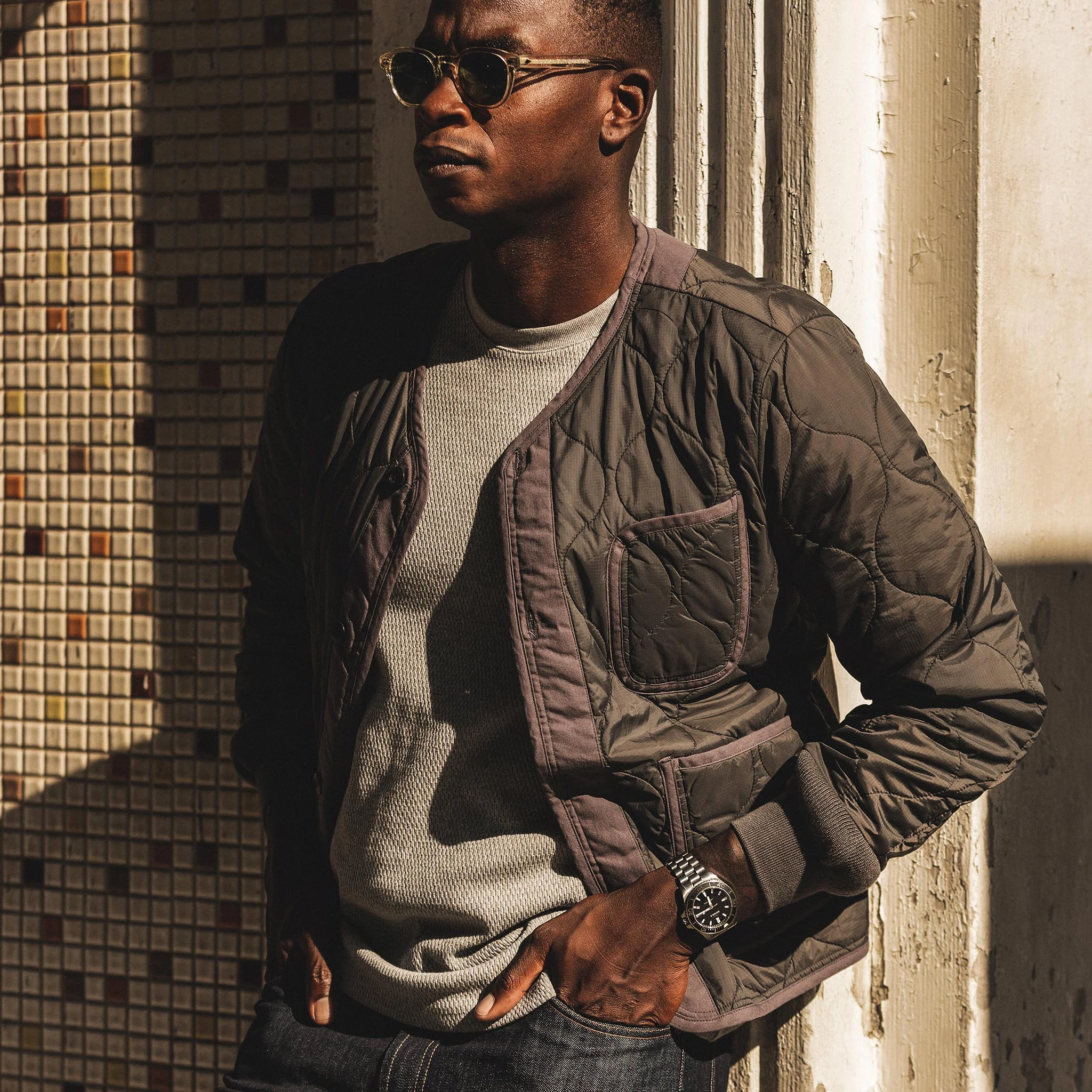 The Taylor Stitch x Alpha Industries ALS/92 in Raven - Image 2
