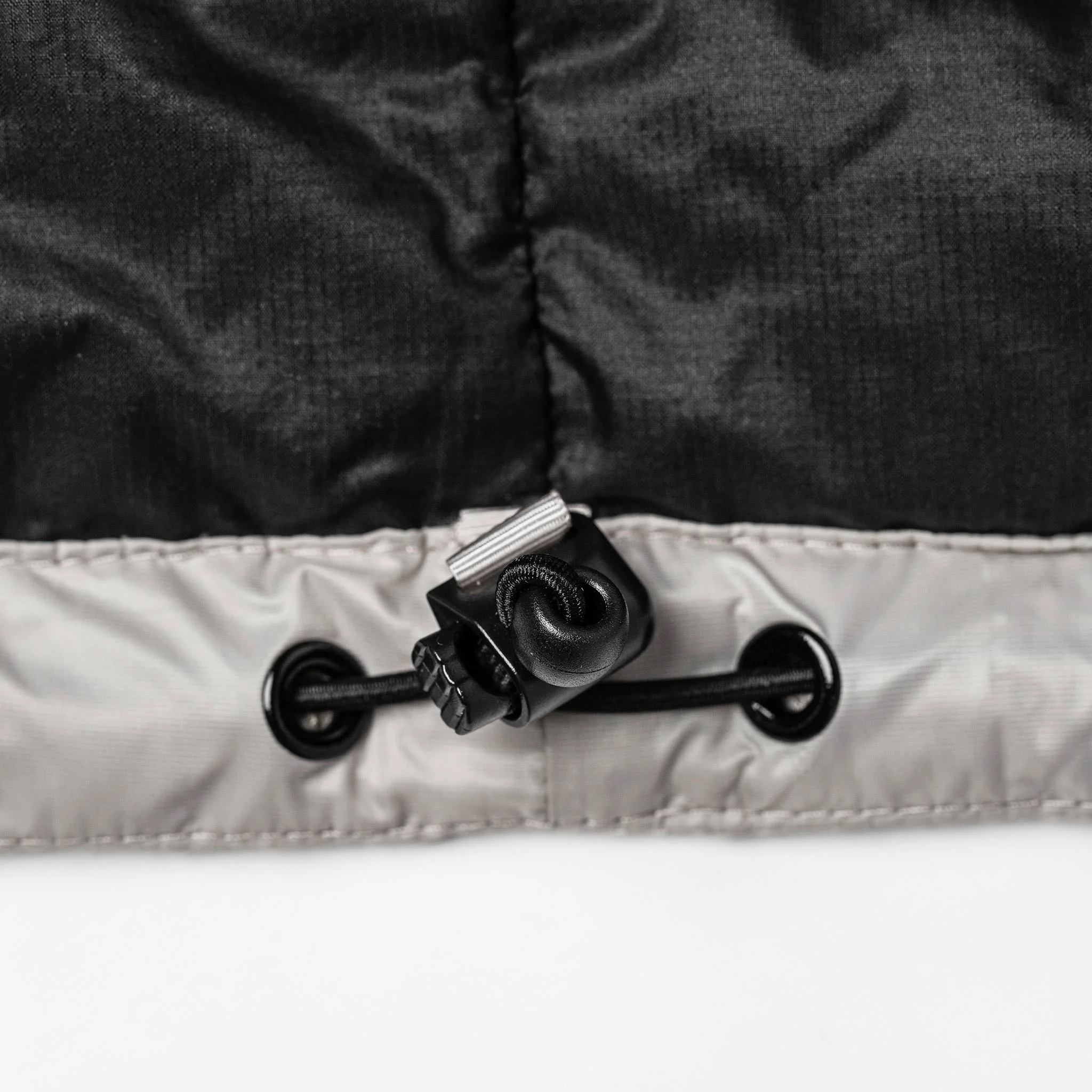 The Taylor Stitch x Mission Workshop Farallon Jacket in Fog - Image 11