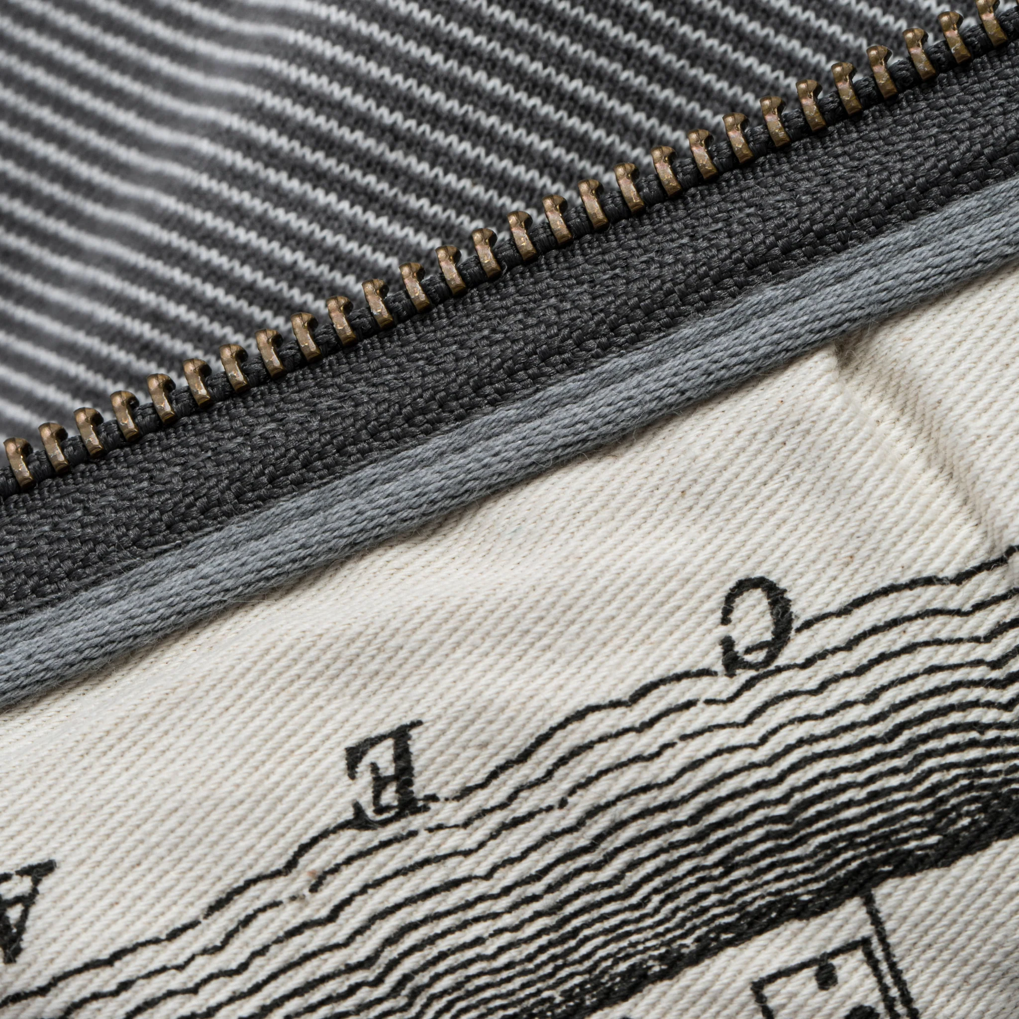The Après Hoodie in Grey Stripe - Image 11