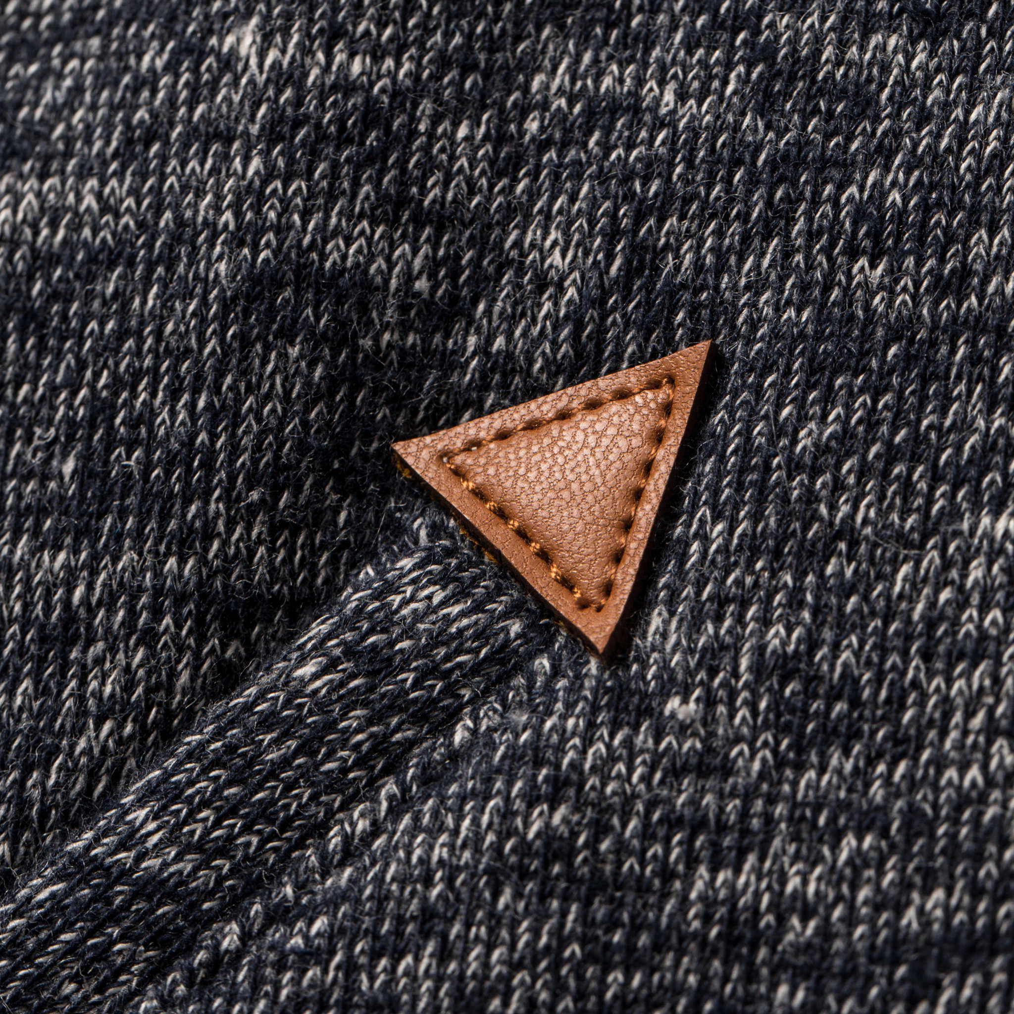 The Après Hoodie in Navy Hemp Fleece - Image 9