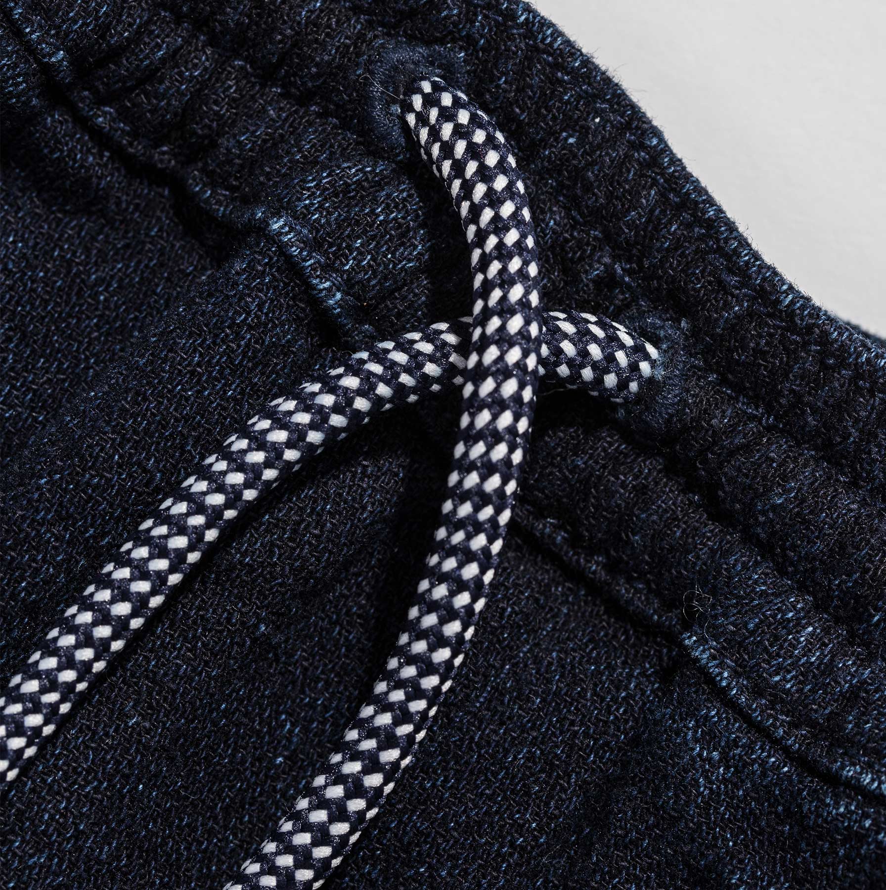 The Après Short in Indigo Crepe - Image 8