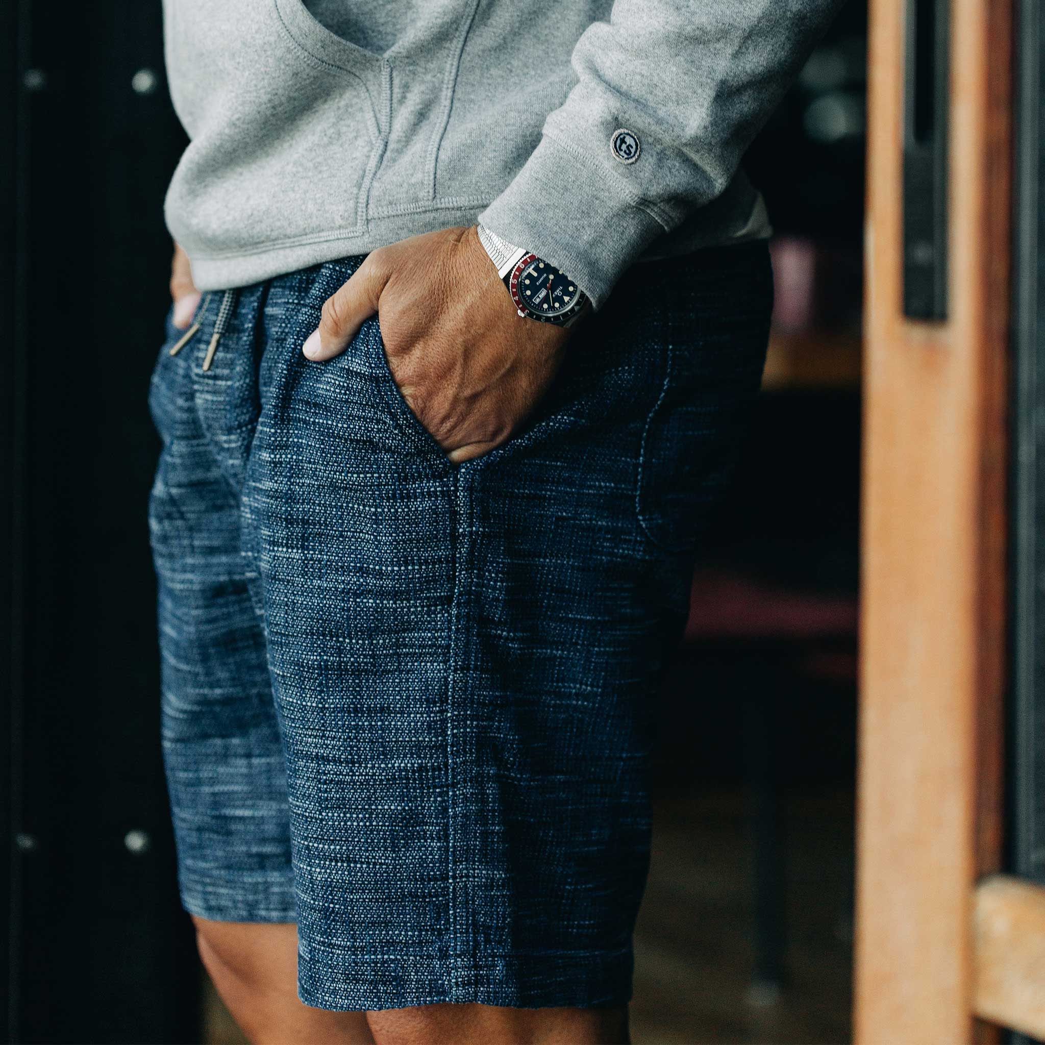 The Après Short in Indigo Slub - Image 3