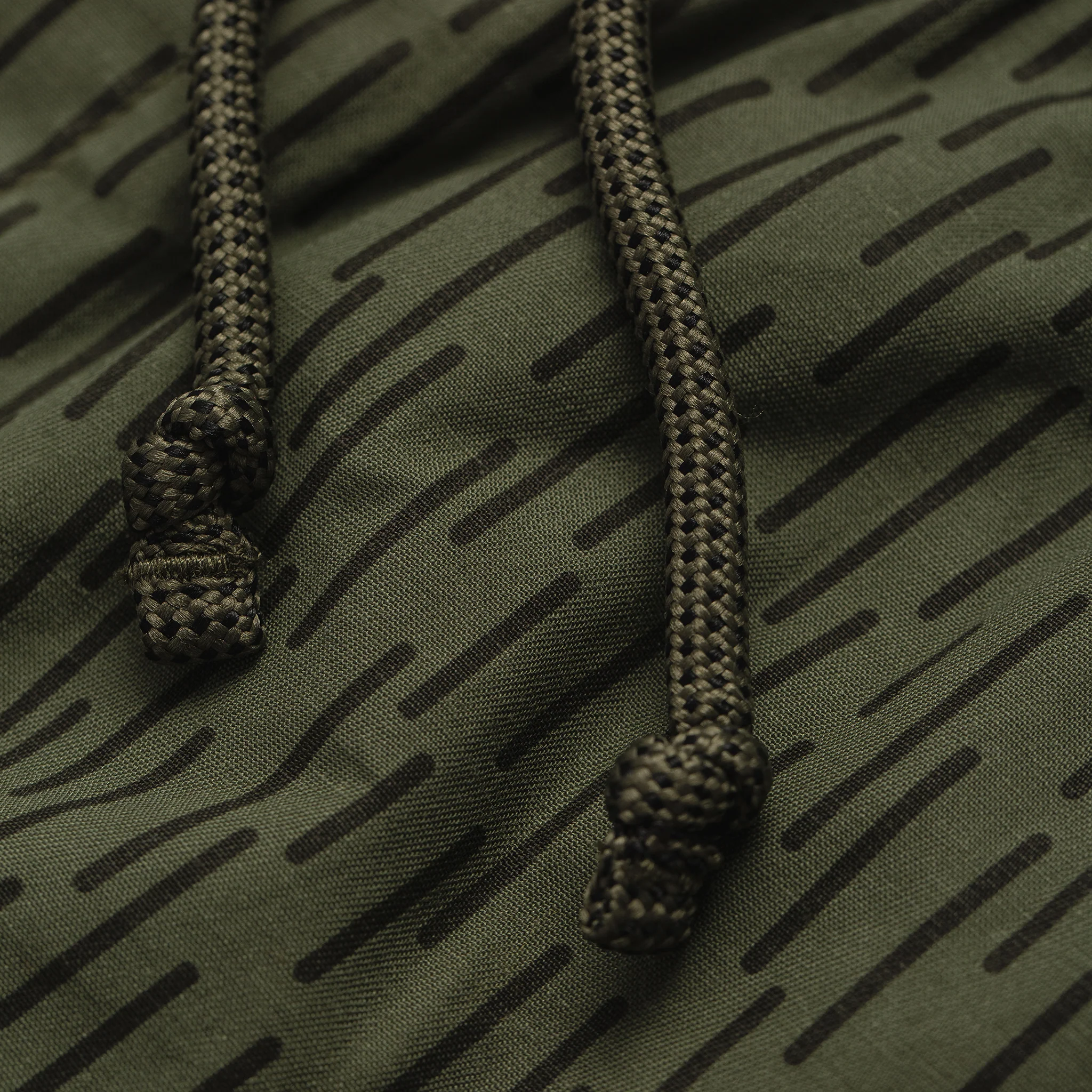 The Après Short in Rain Drop Camo - Image 9